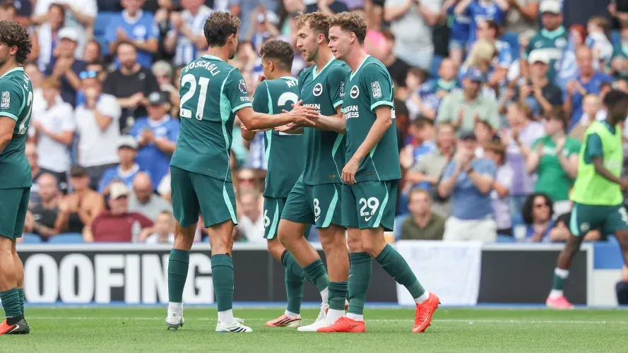 Brighton vence Bolonha antes da Liga Conferência 