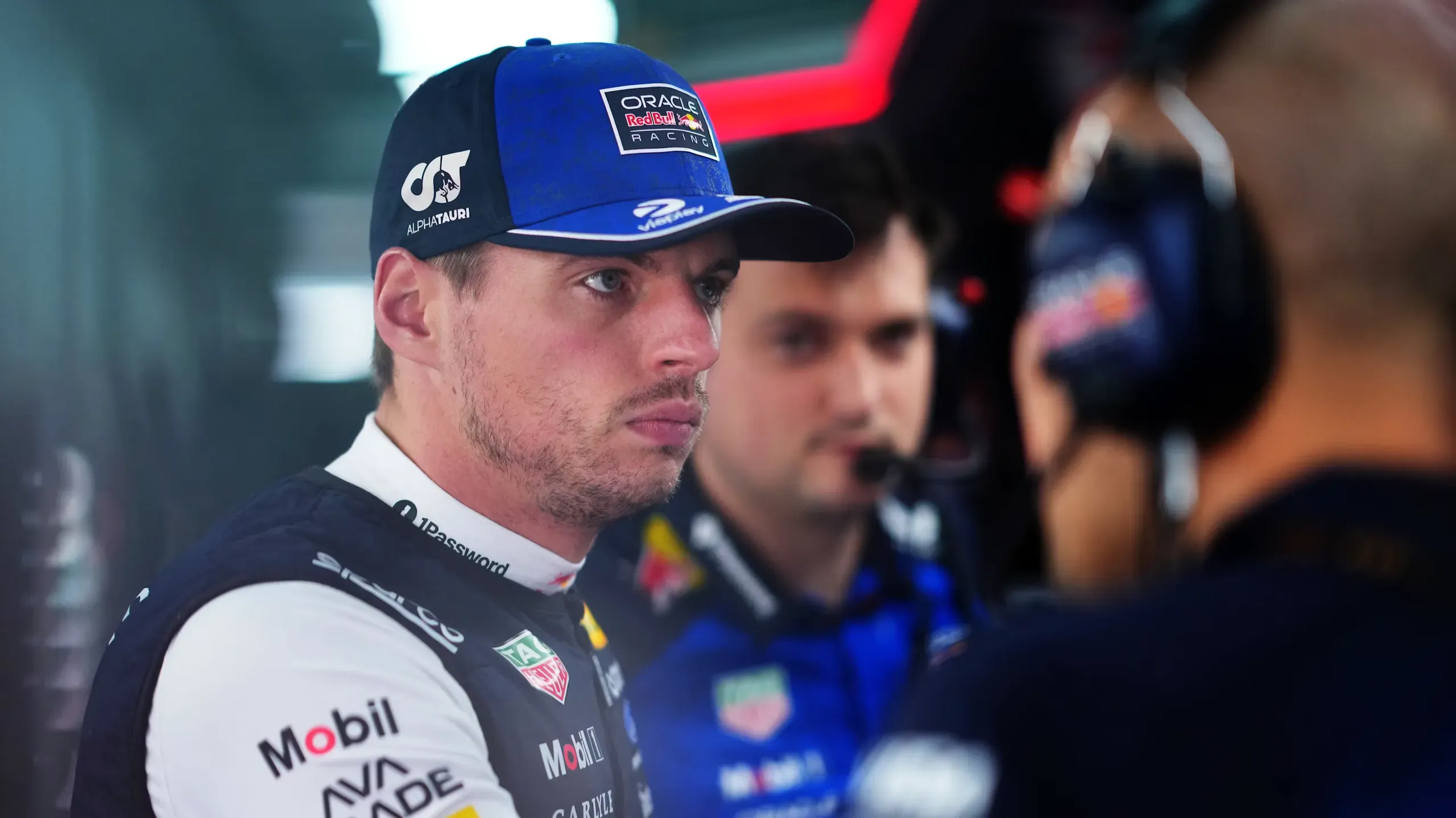 Verstappen conquista a "pole" na Malásia