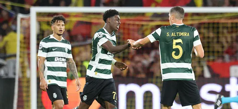 Os 11 iniciais do Sporting x LASK