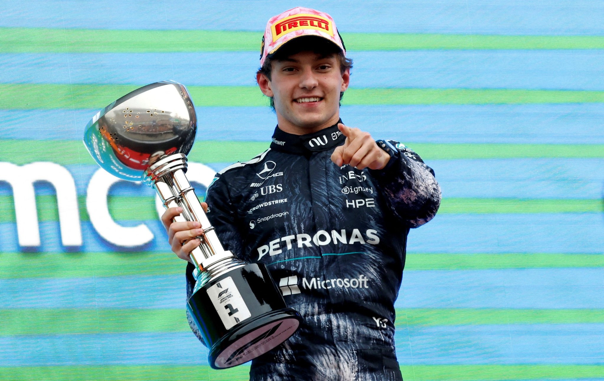 Kimi Antonelli vence na Bélgica