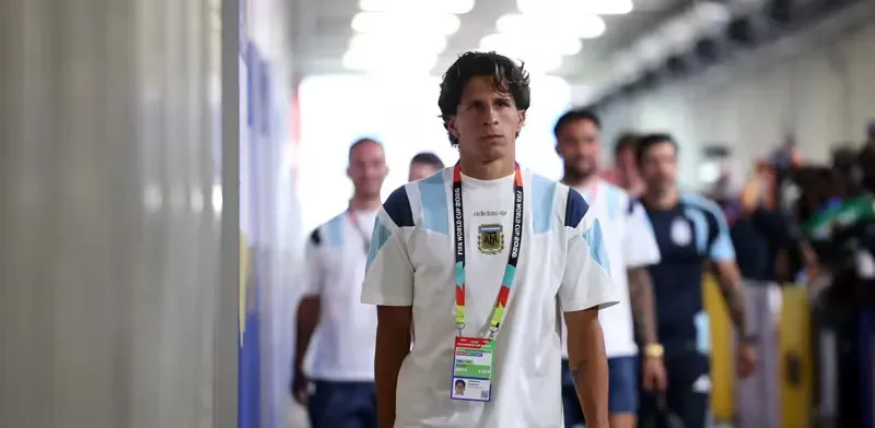Confira os 11 iniciais do Inglaterra x Argentina