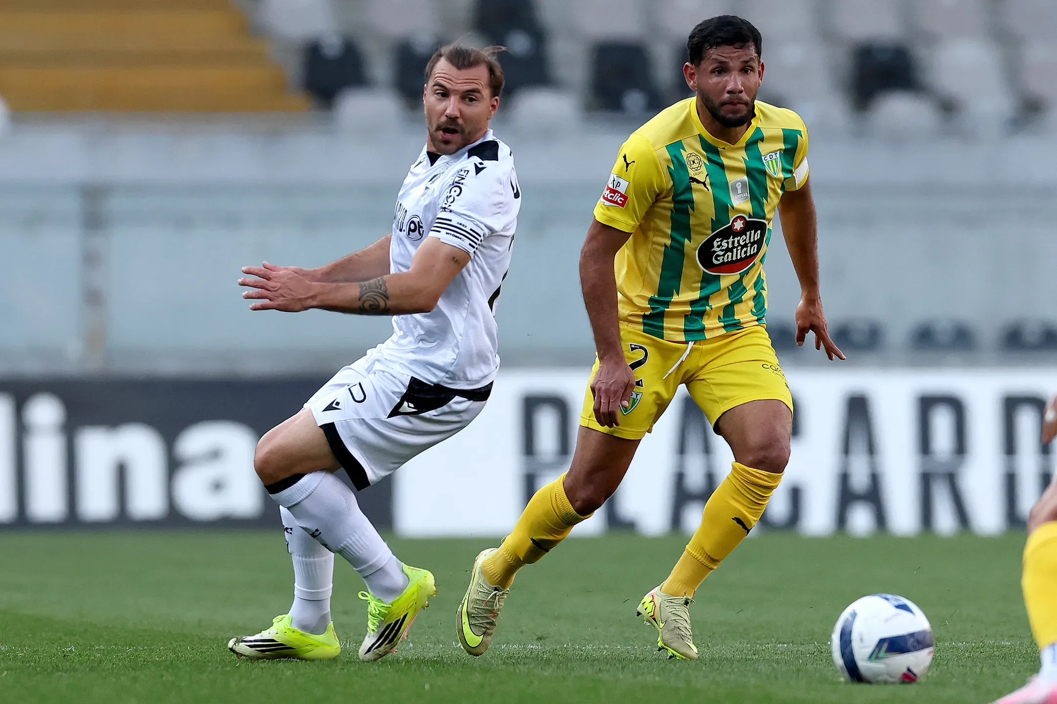 Bebeto continua no Tondela