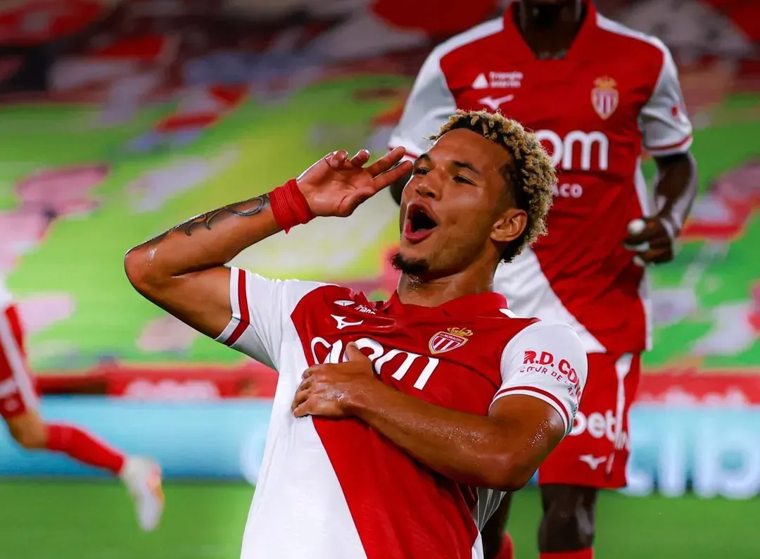 Bis de Brunner garante nova vitória ao Mónaco 