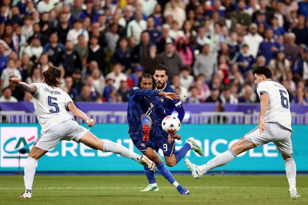 França e Itália não vão além de um empate