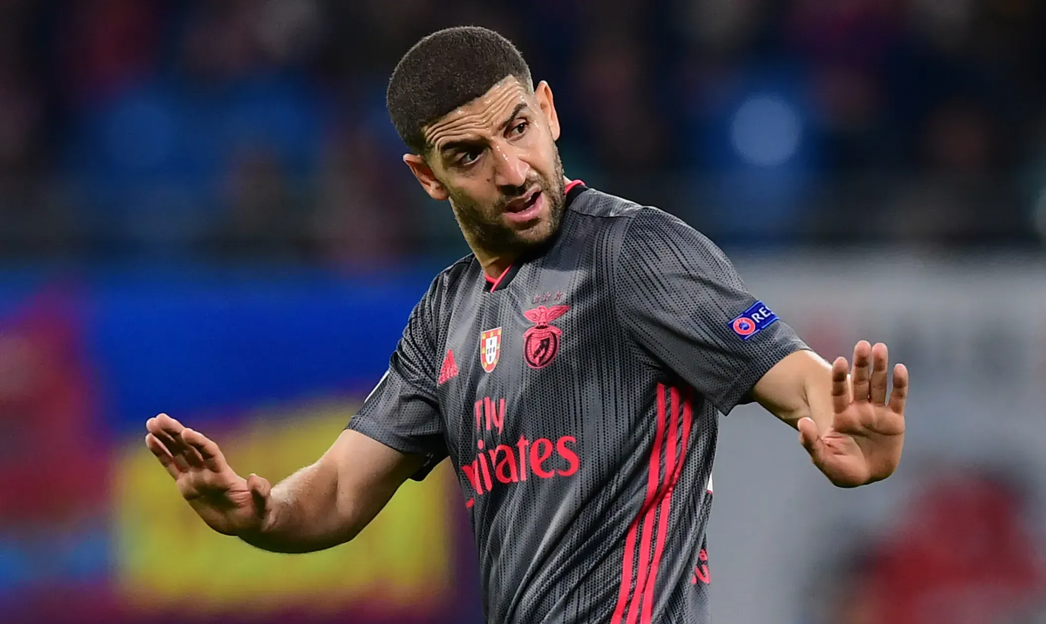 Ex-Benfica anuncia fim da carreira