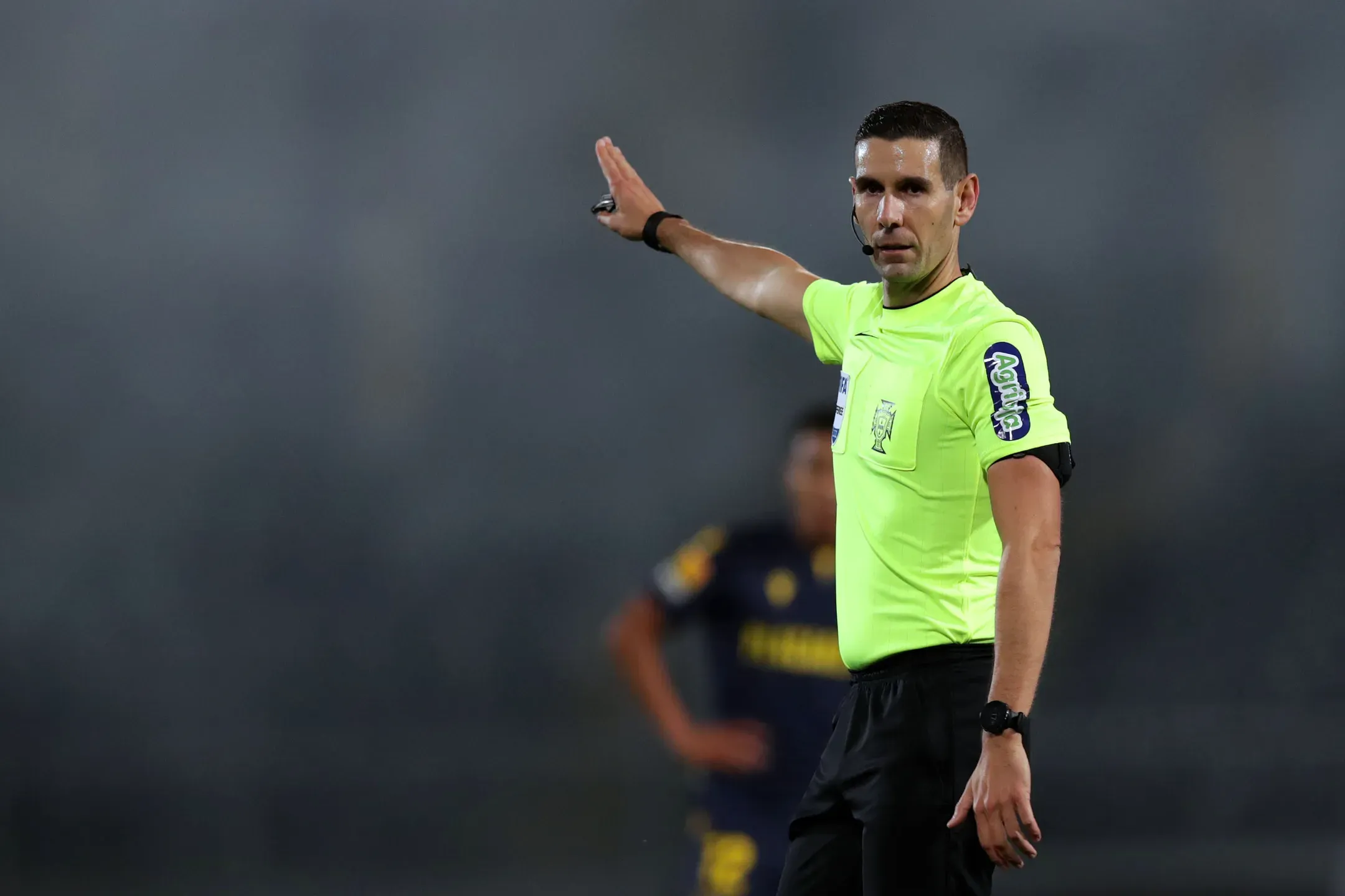 Árbitros portugueses na Liga Conferência