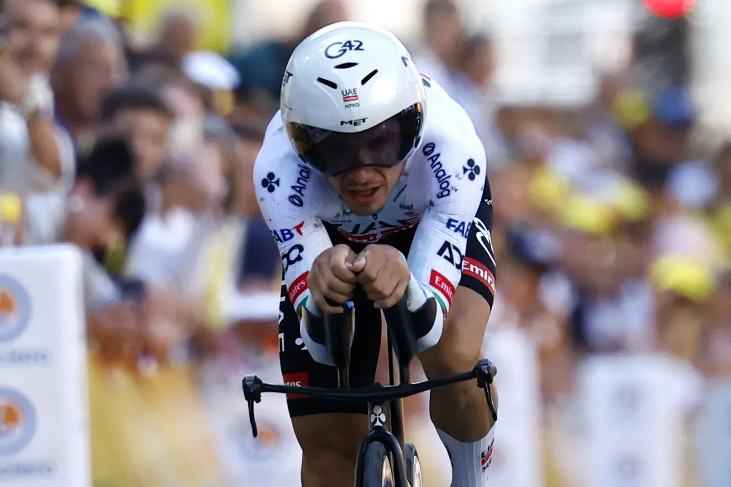 João Almeida retira-se do Tour Auvergne-Rhône-Alpes