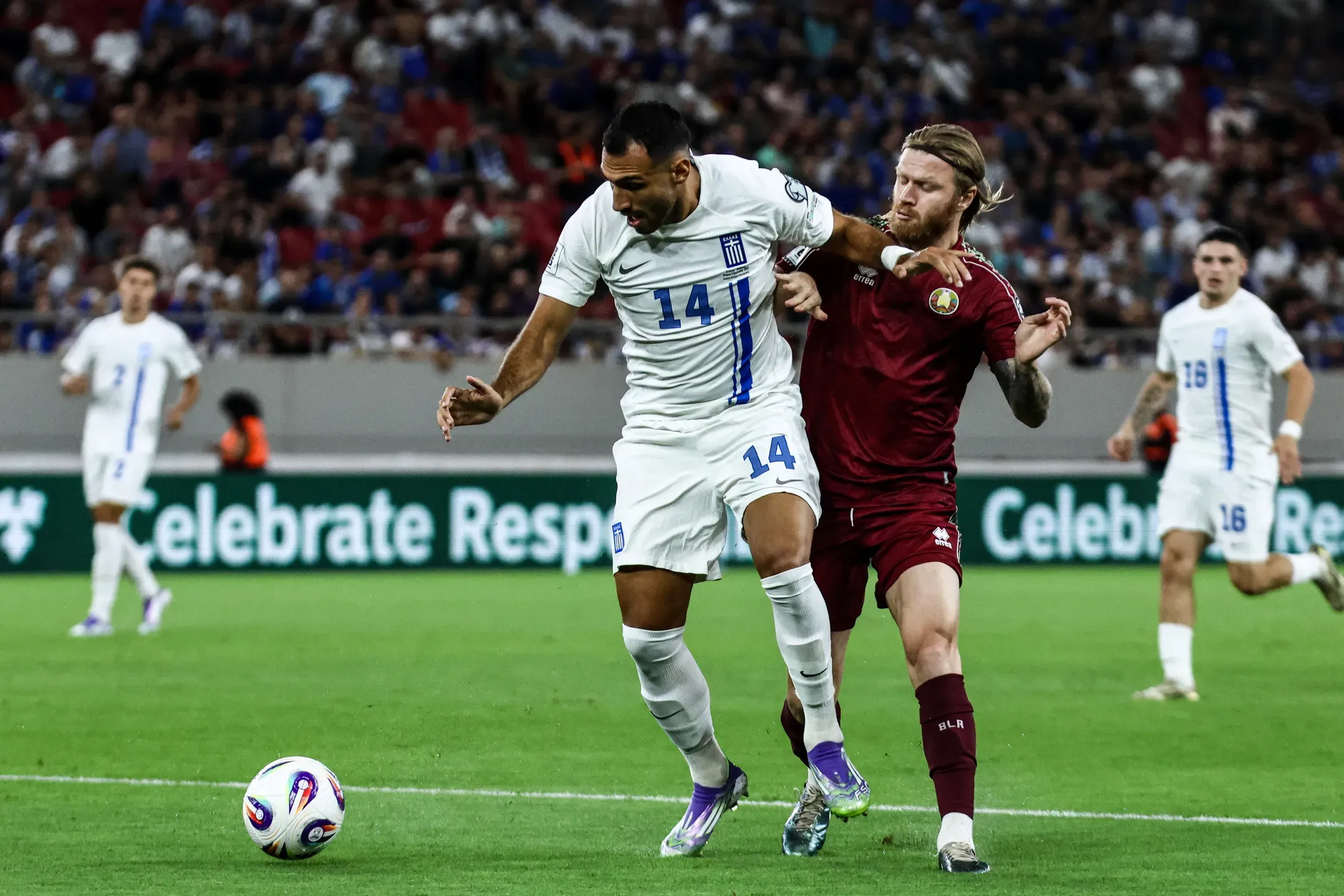 Quatro nomes da Liga Portugal chamados à Grécia
