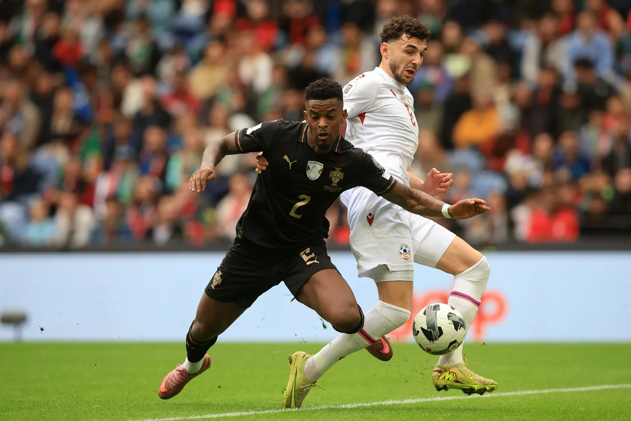 Nélson Semedo fala sobre os cinco laterais na convocatória
