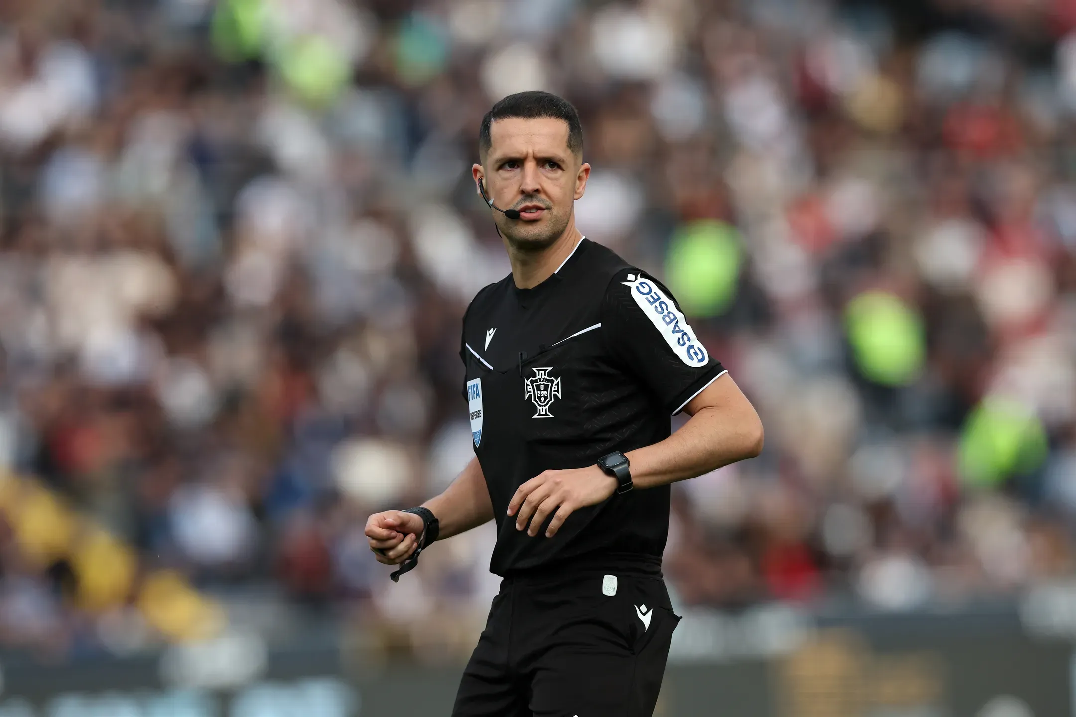 Gustavo Correia repreendido por acusação falsa contra Mário Branco