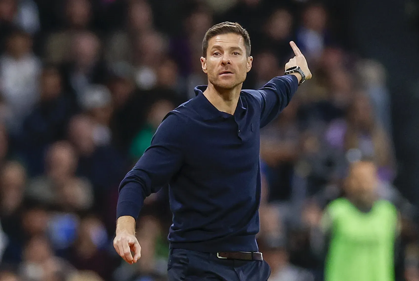 Xabi Alonso deixa farpa a Enzo Fernández