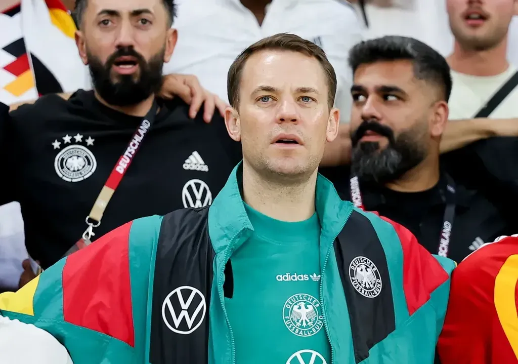 Neuer deixa seleção alemã após o Mundial