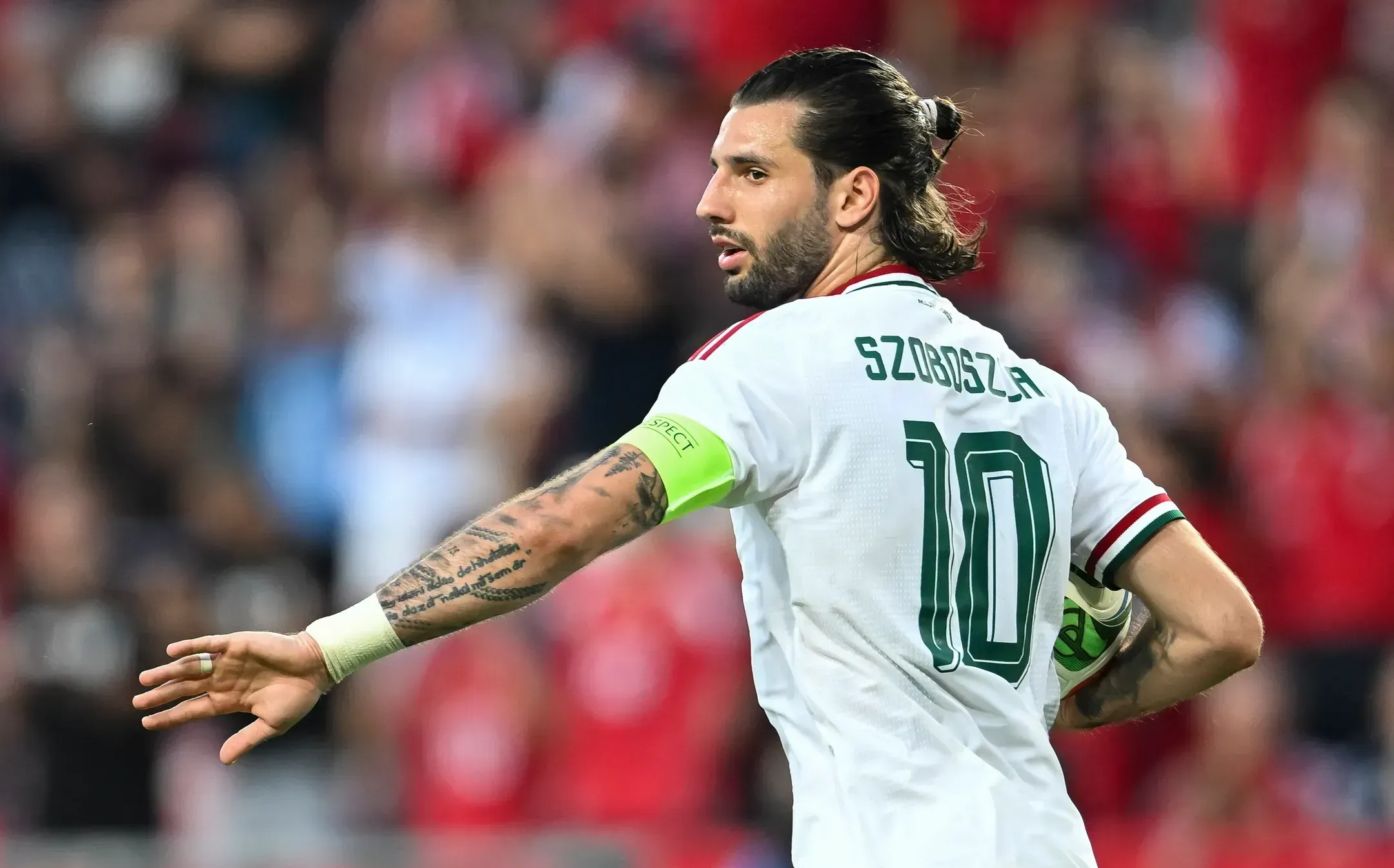 Szoboszlai vai renovar com o Liverpool até 2031