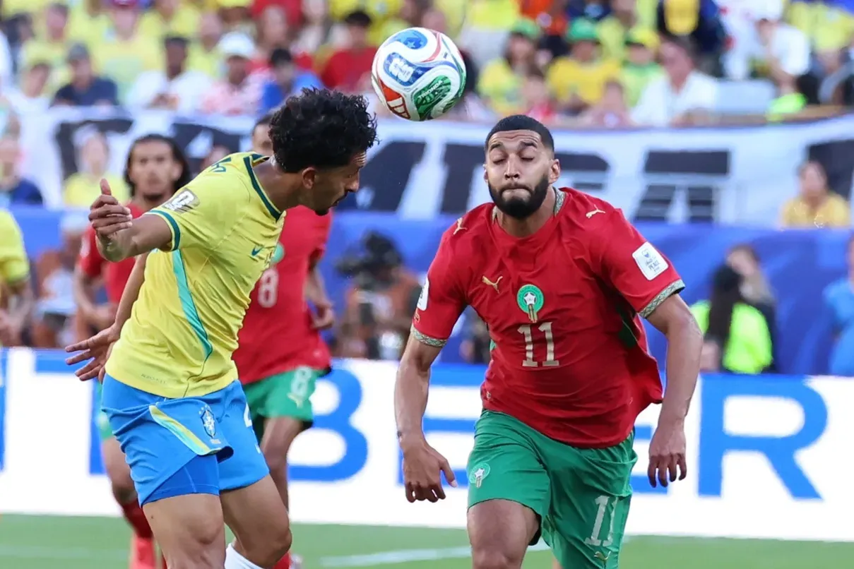 Ismael Saibari a caminho do Bayern