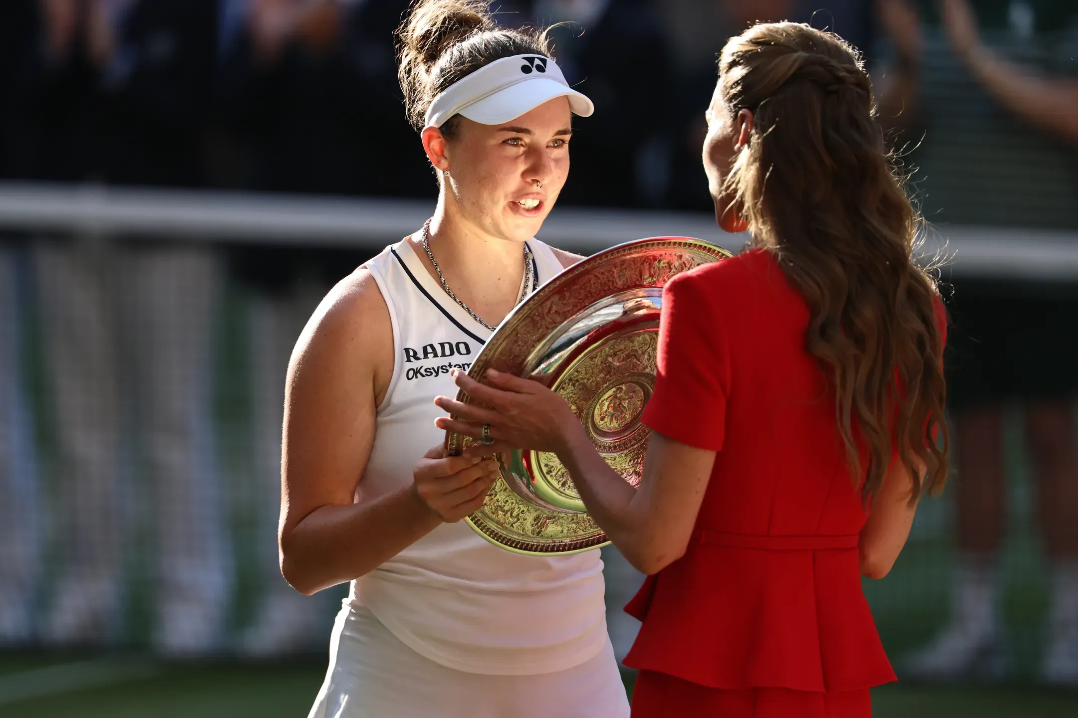 Noskova é a nova campeã de Wimbledon