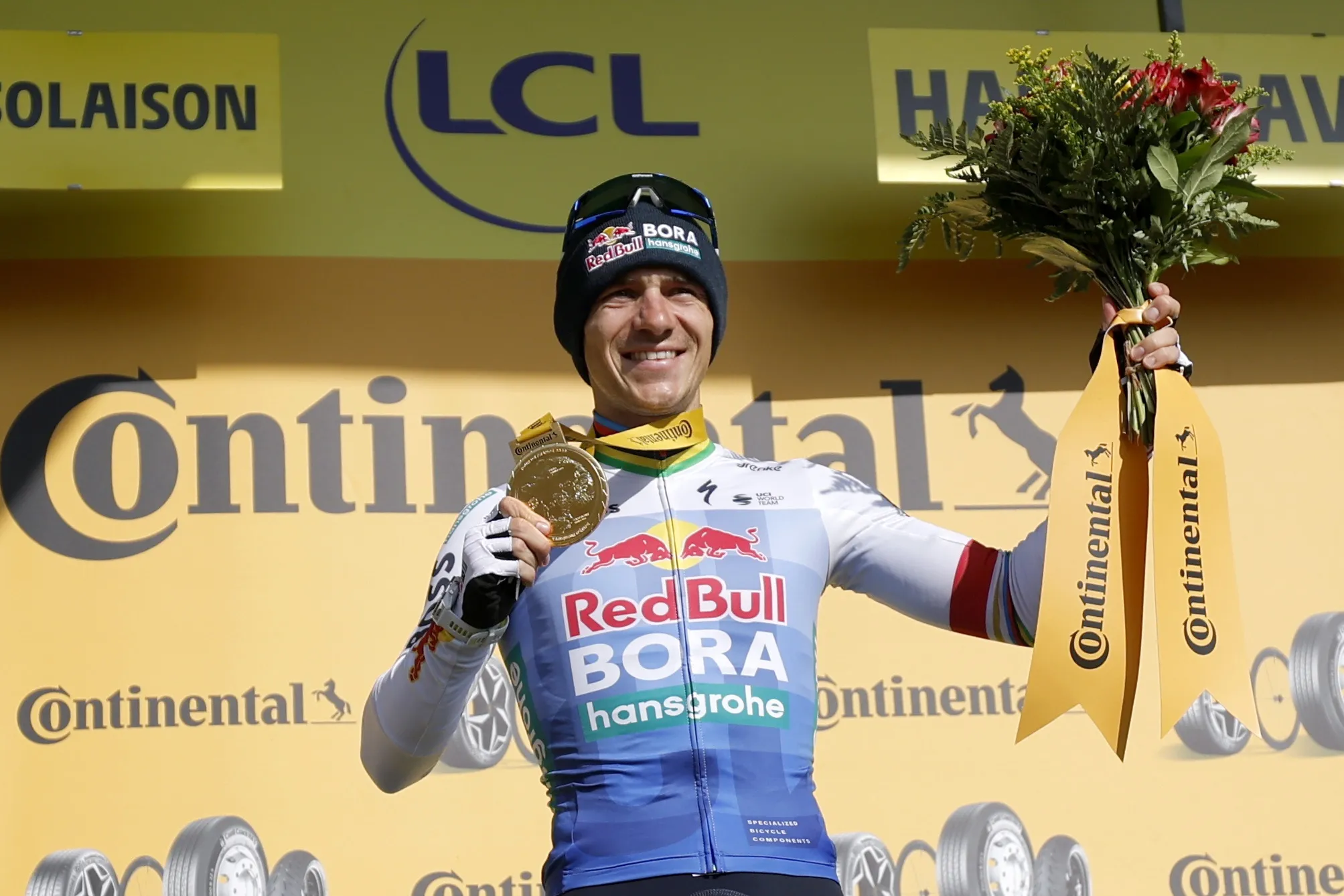 Evenepoel vence 15.ª etapa da Volta a França
