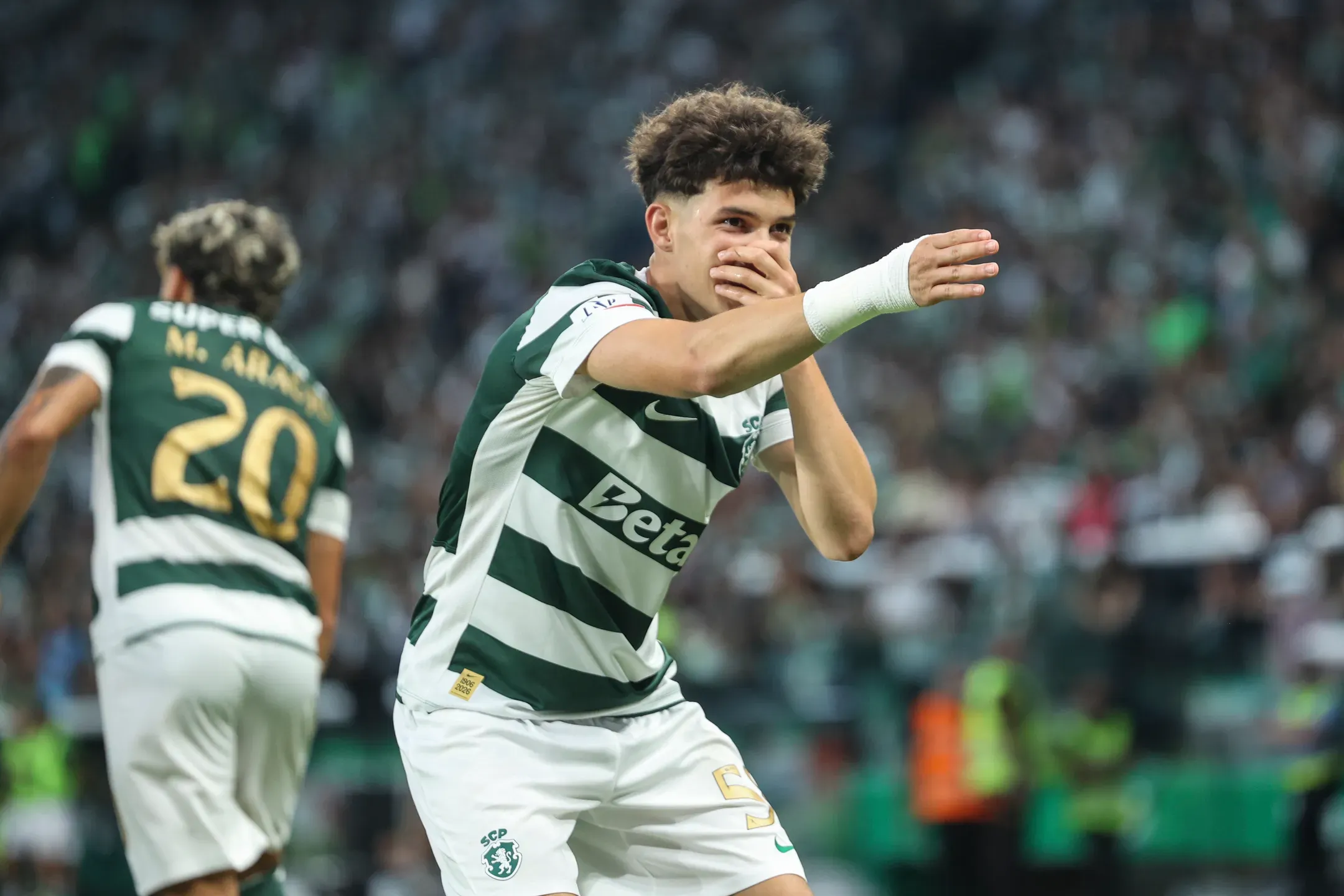 Sporting blinda Flávio Gonçalves