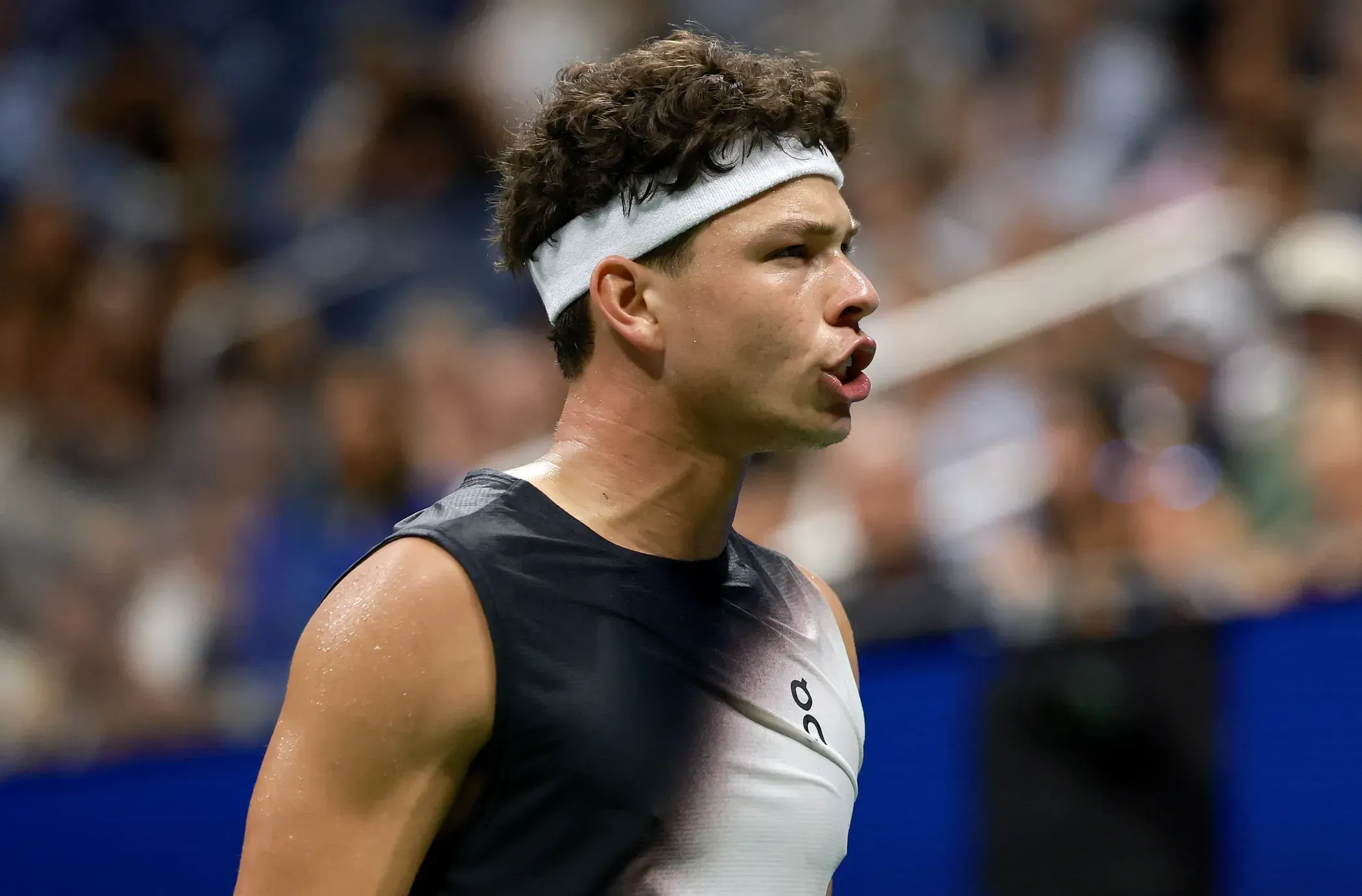 Shelton bate Alcaraz e avança para as meias-finais do US Open