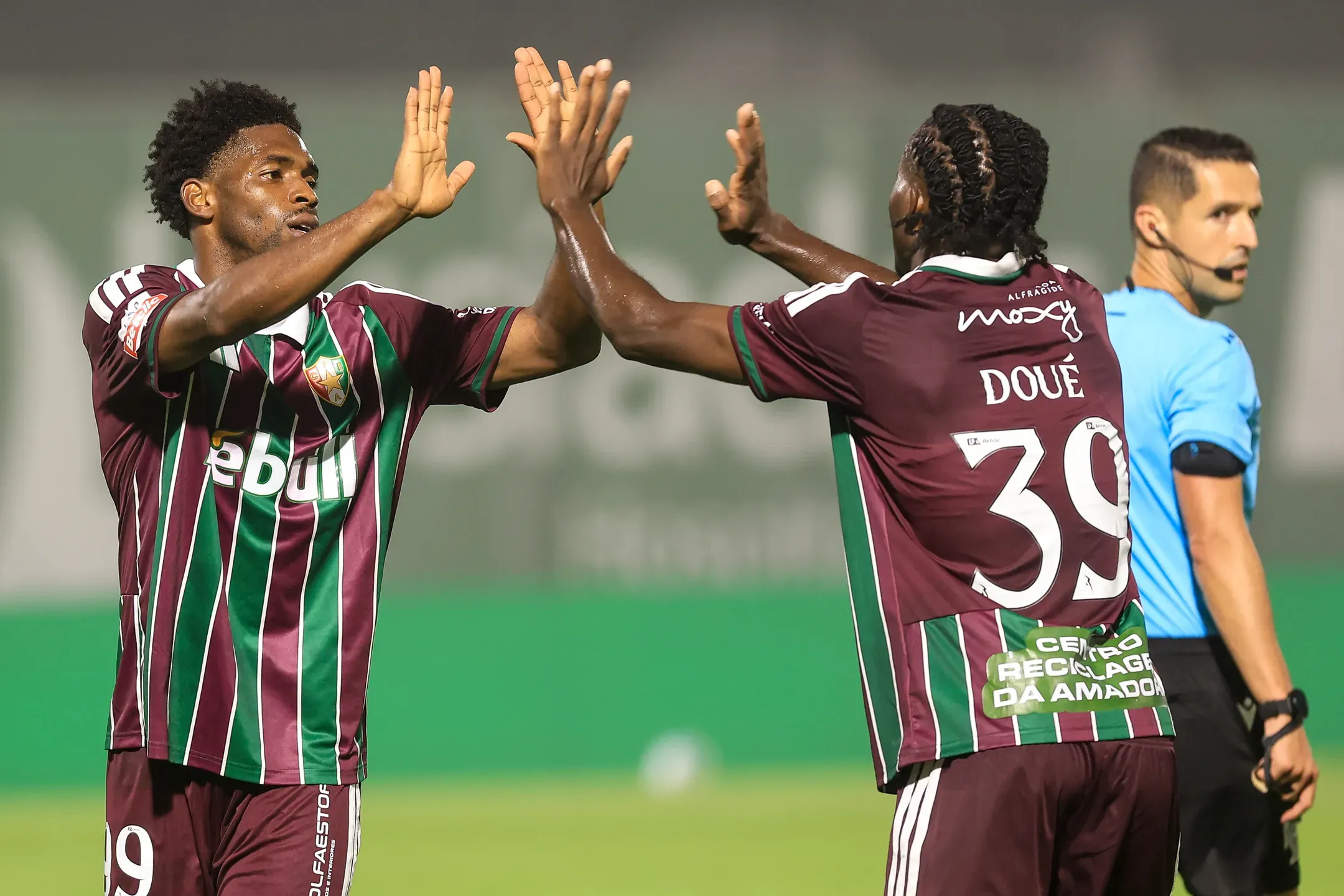 Estrela da Amadora continua sem perder