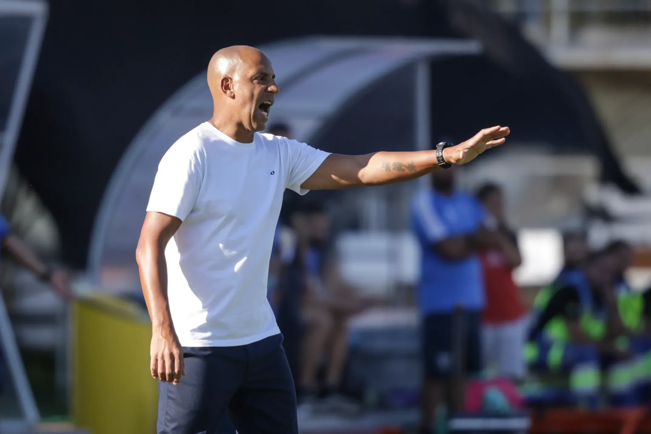 Estrela sofre primeira derrota