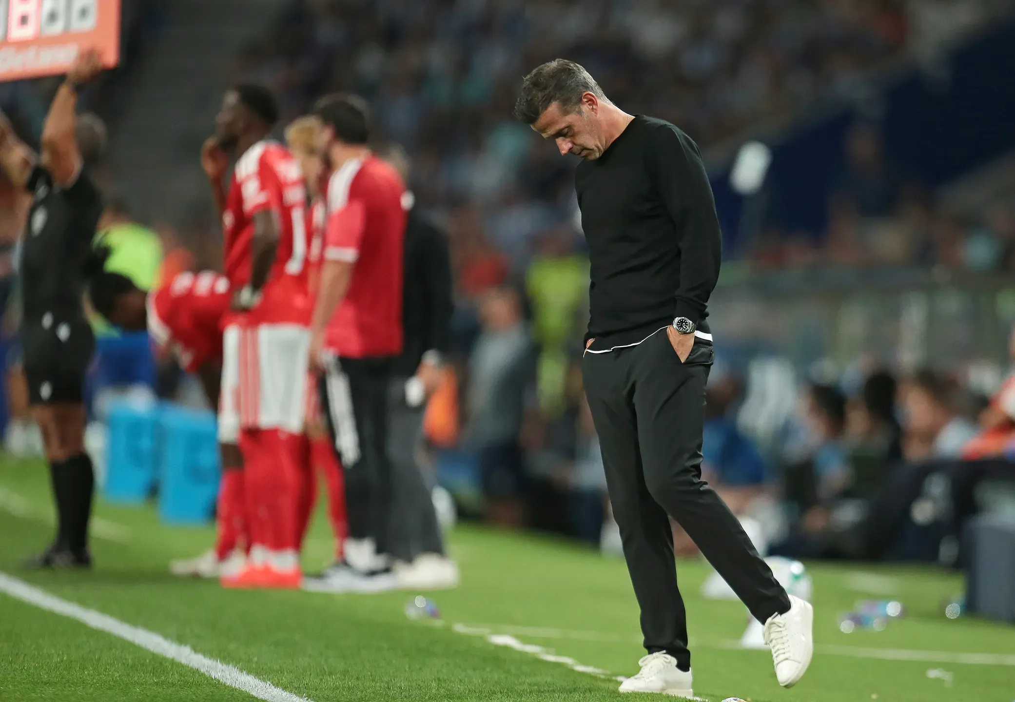 Marco Silva: "Farioli diz que não há coisas estranhas, há que acreditar"