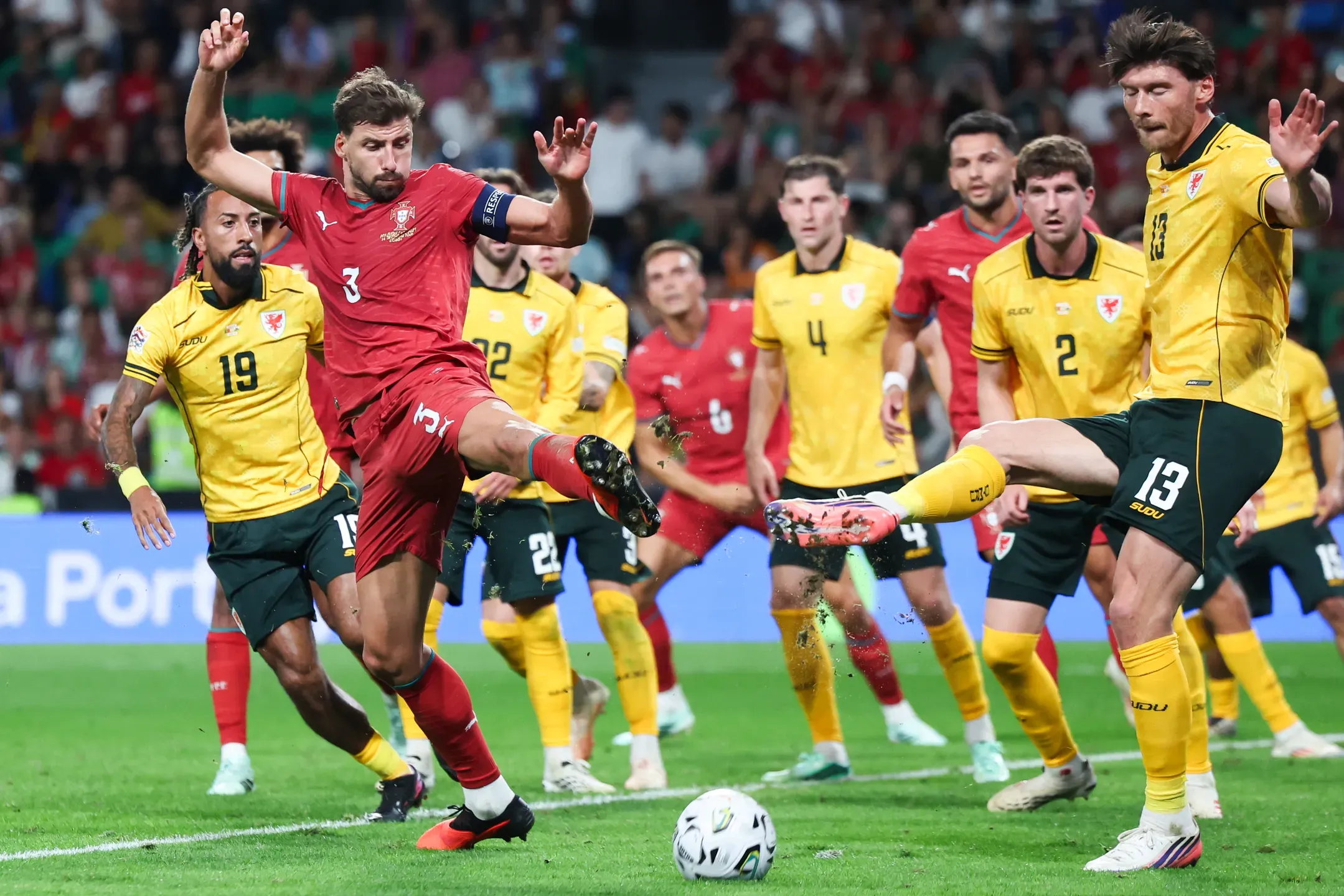 Rúben Dias: "Novo ciclo? Levamos duas vitórias"