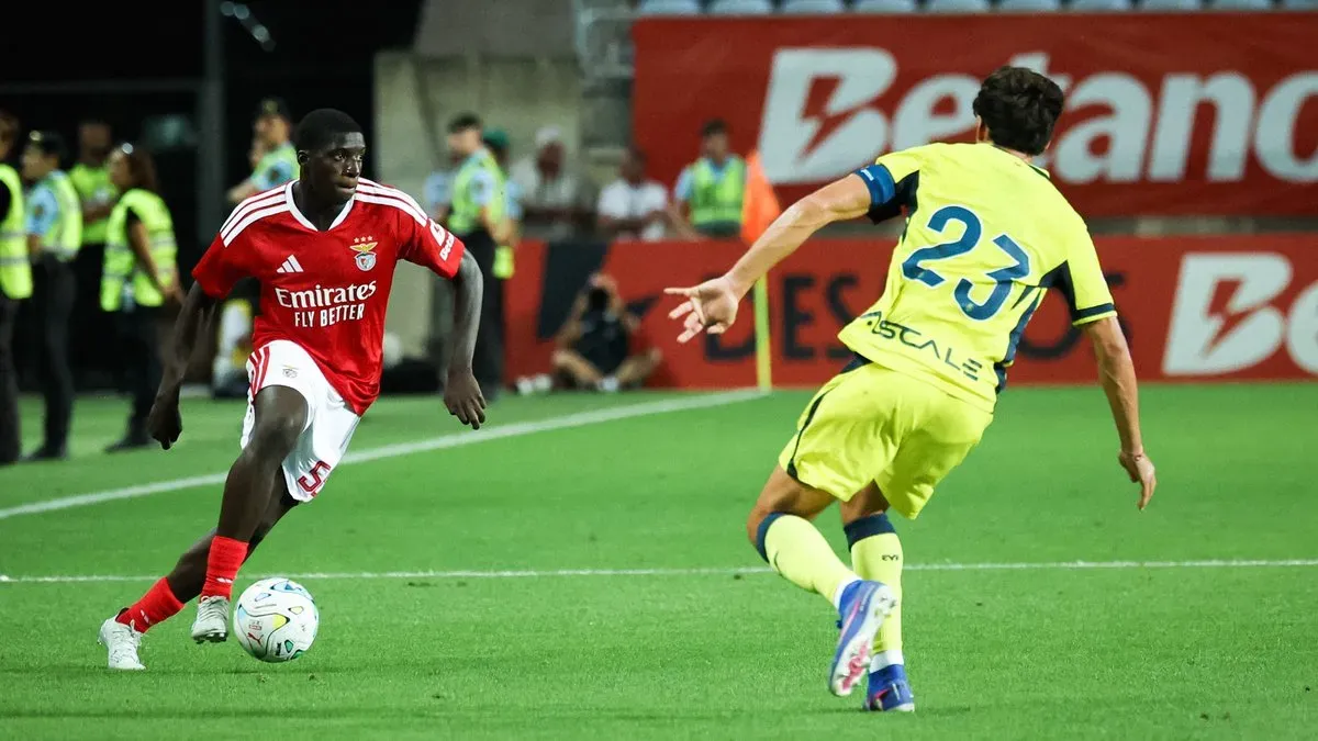 Benfica bate Villarreal no Algarve