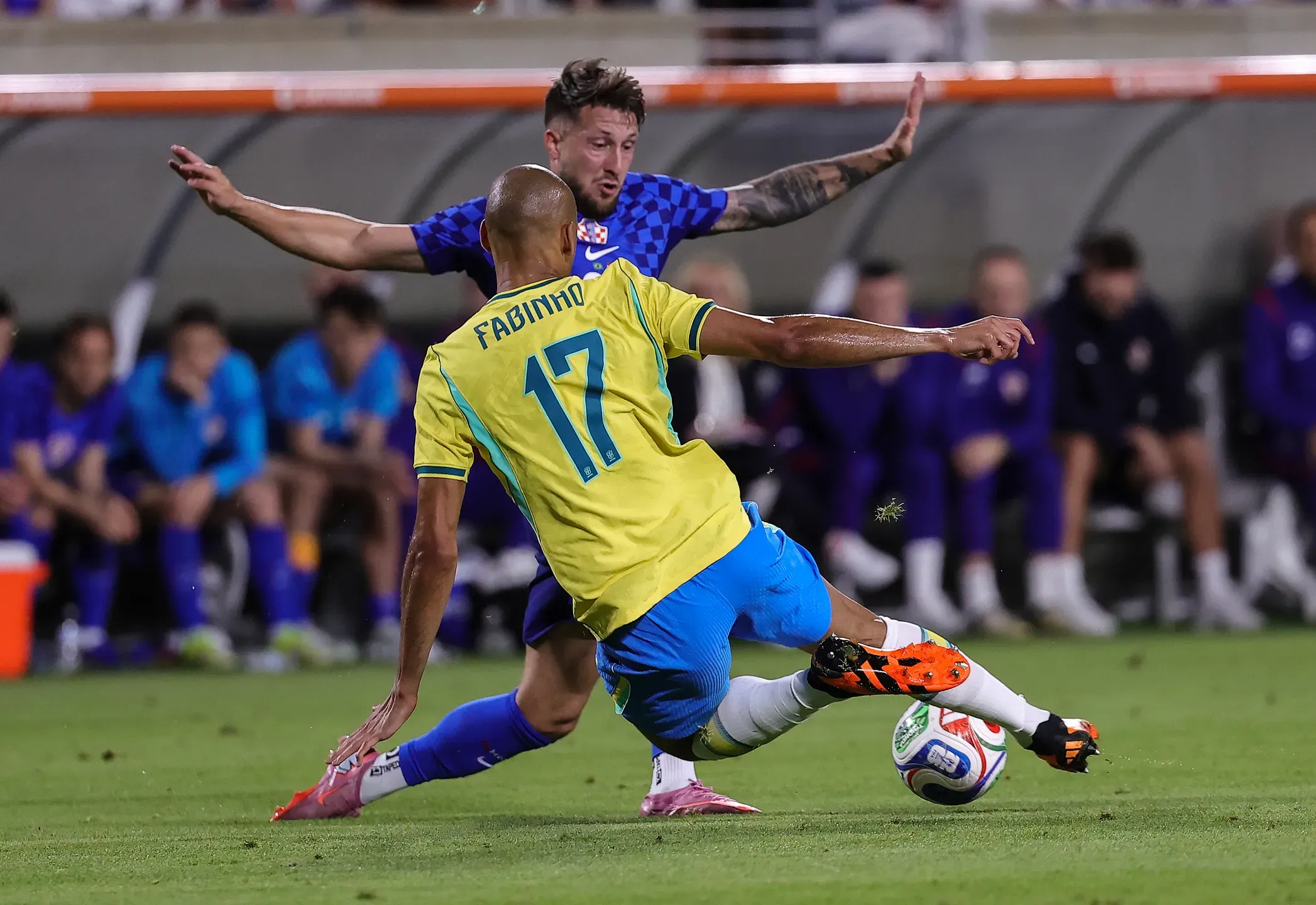 Fabinho está entusiasmado com regresso ao Brasil
