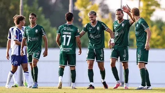 Farense derrota FC Porto no Olival