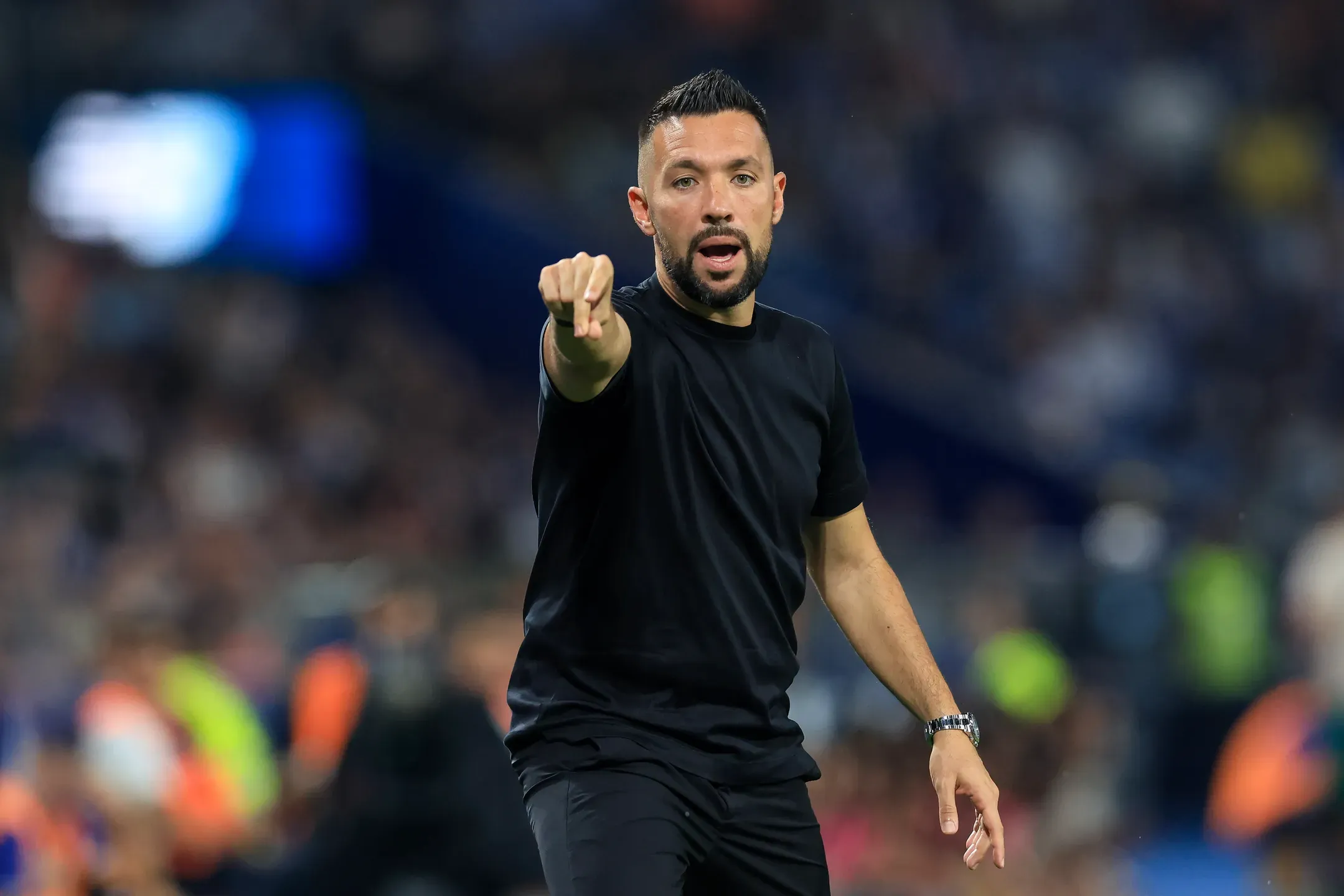 Farioli aponta erros à arbitragem 