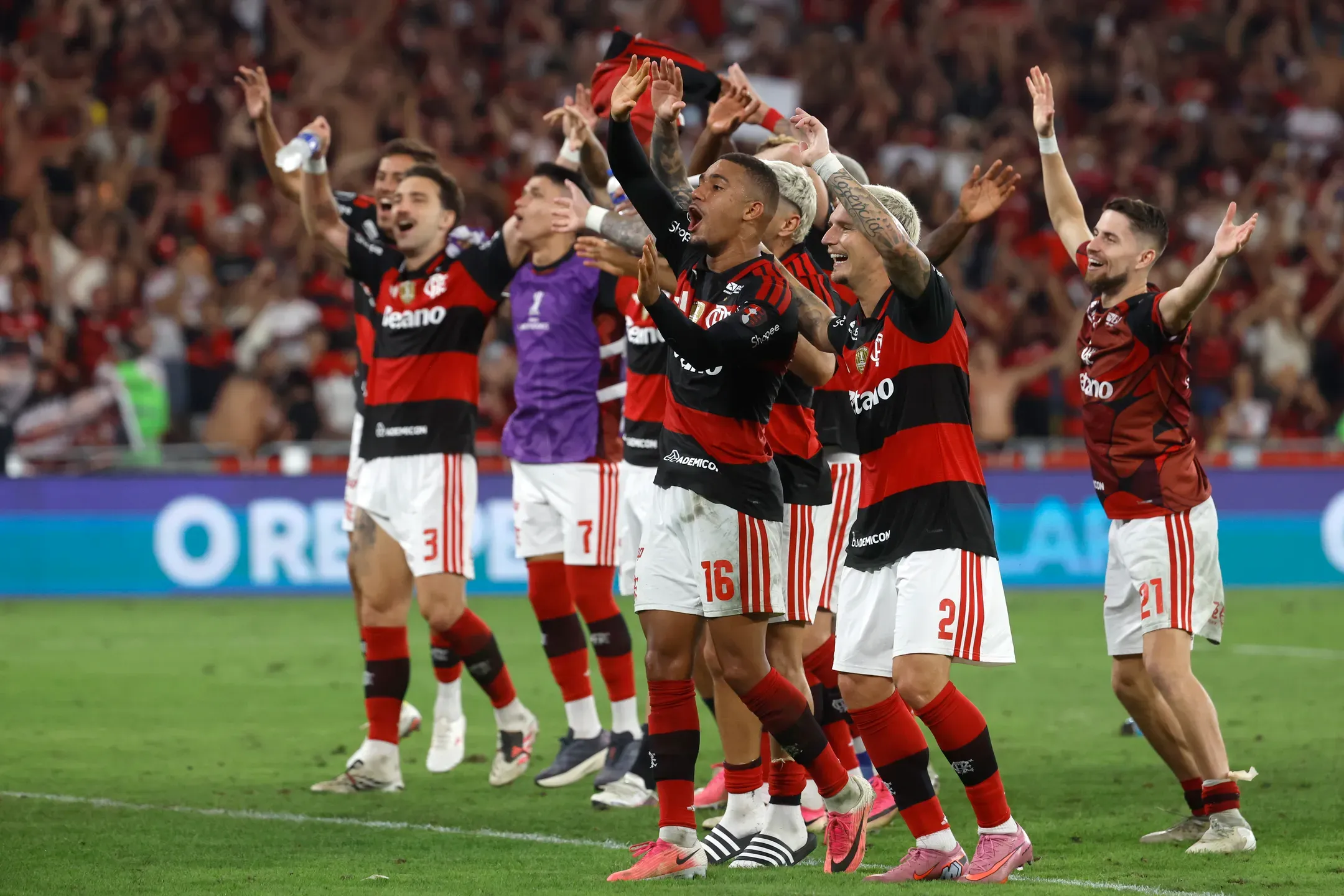 Leonardo Jardim elimina Artur Jorge da Libertadores