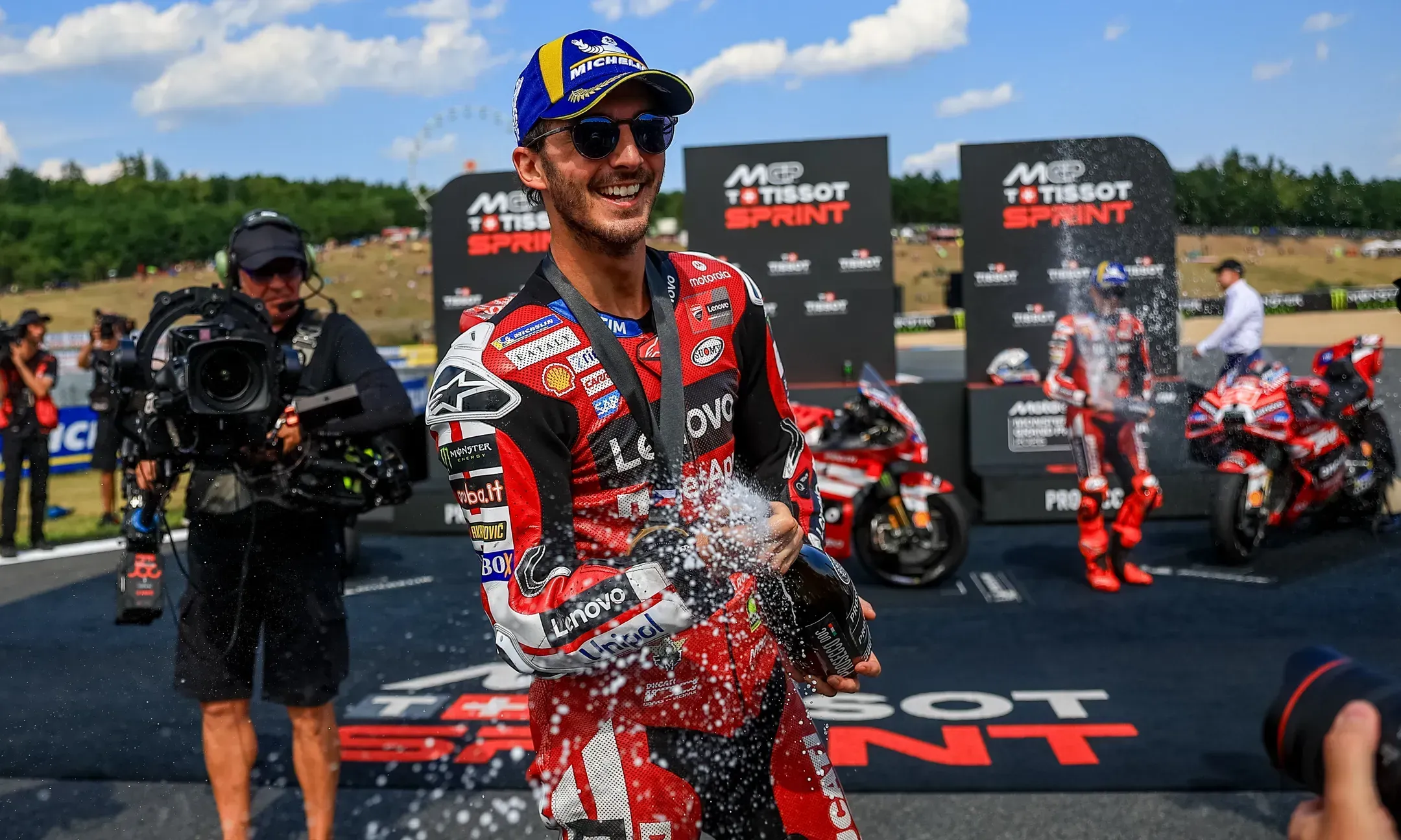 Francesco Bagnaia vence corrida Sprint   
