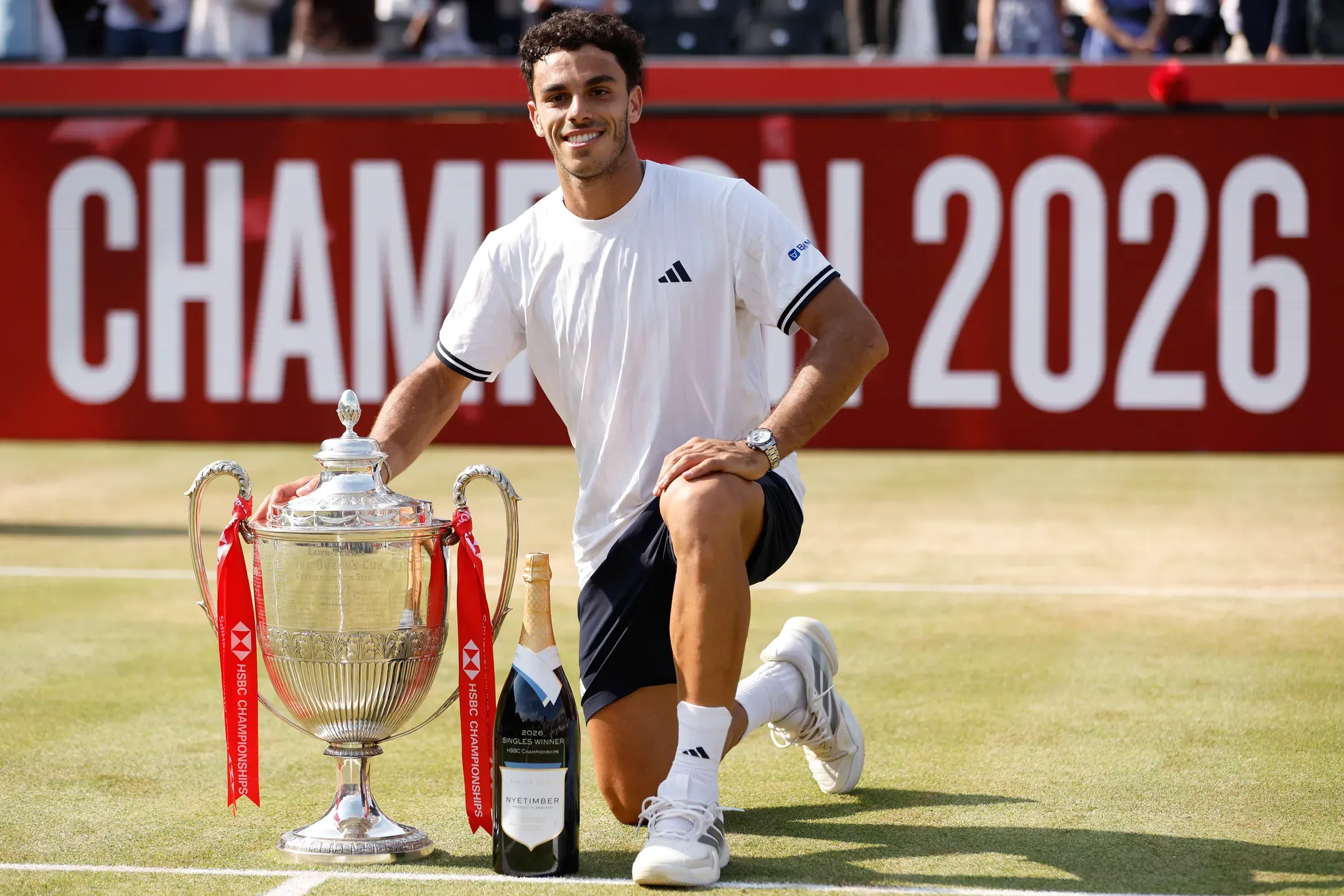 Francisco Cerundolo vence Queen’s Club       