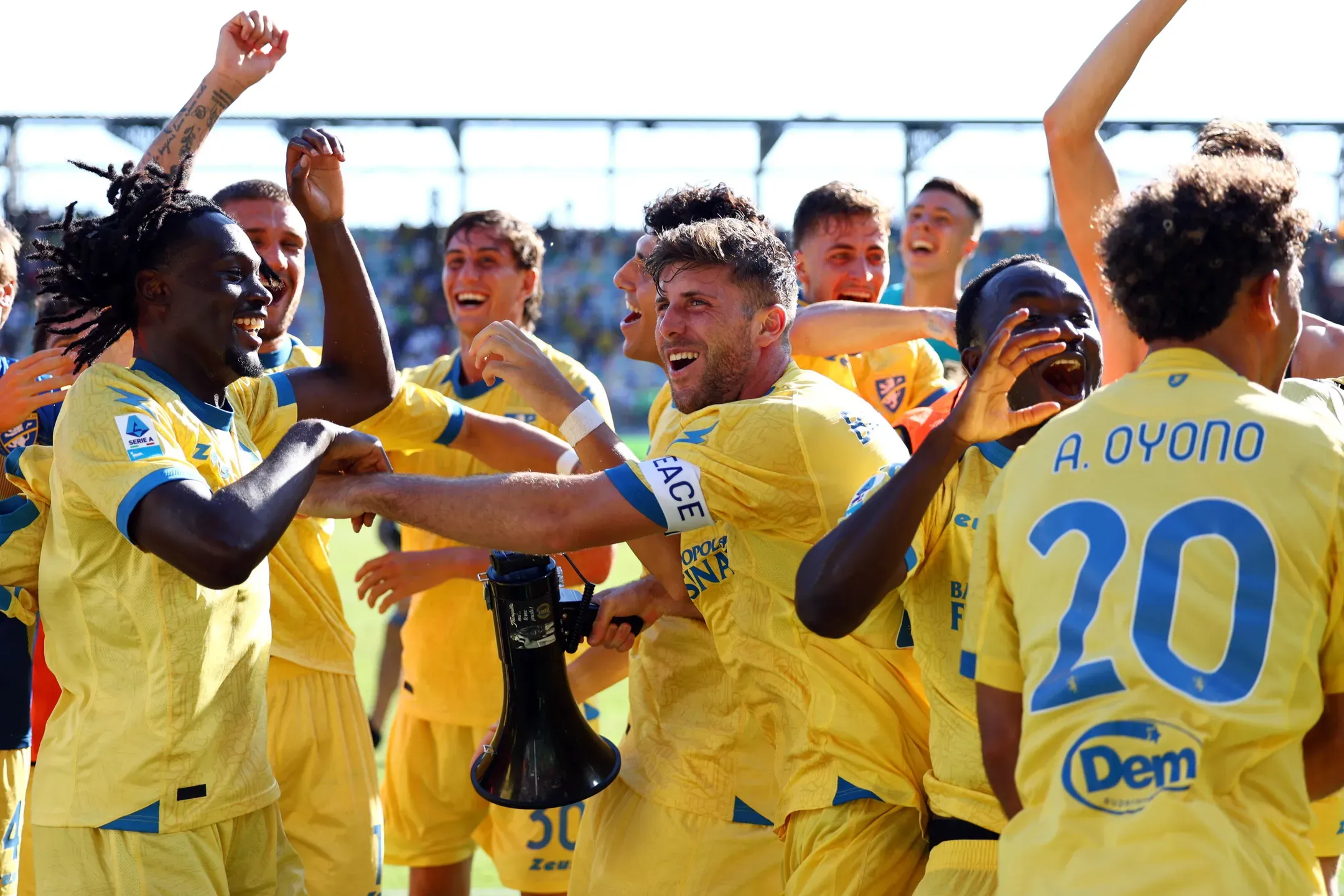 Frosinone vence Veneza com golo tardio