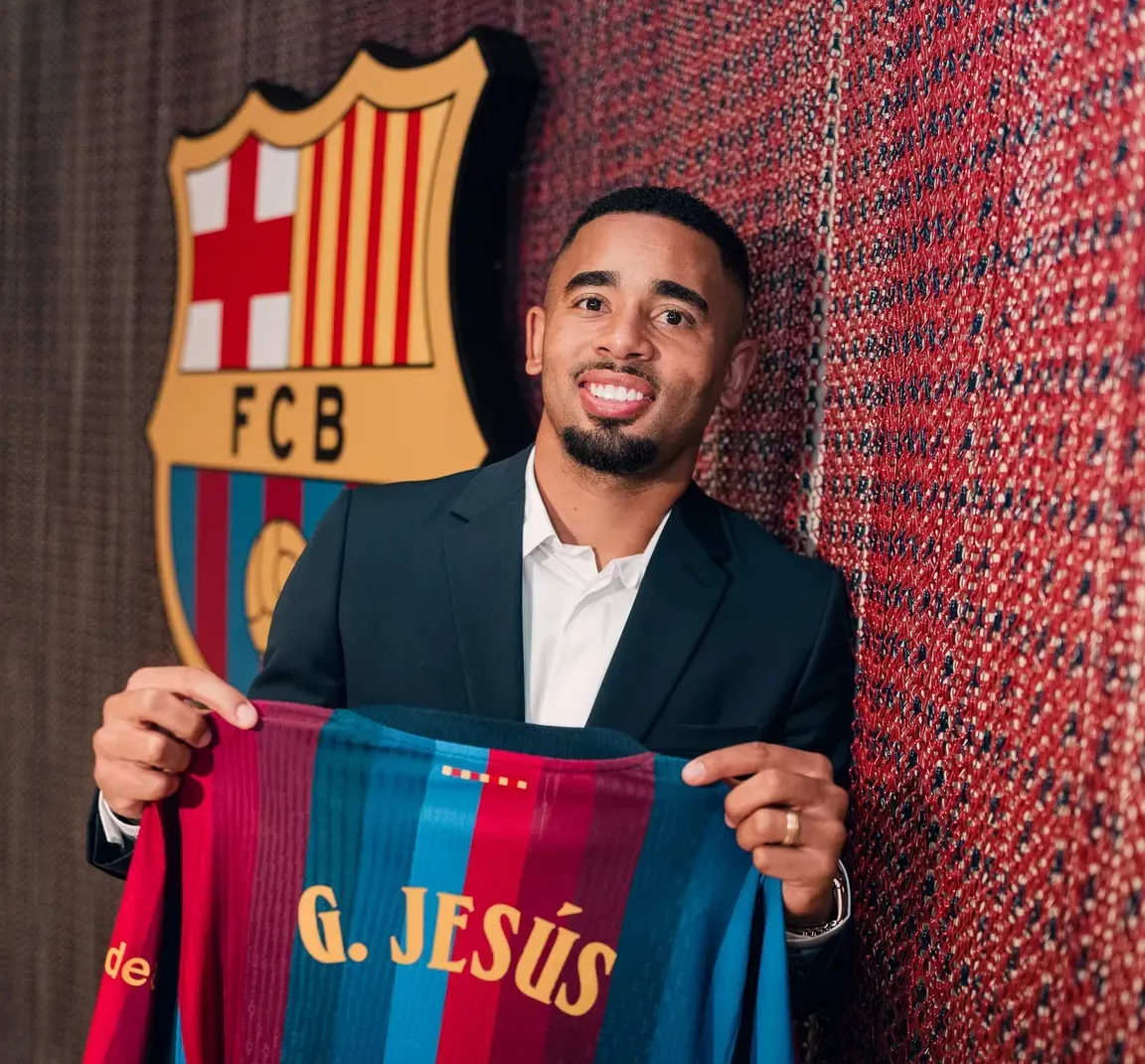 Oficial: Gabriel Jesus reforça Barcelona
