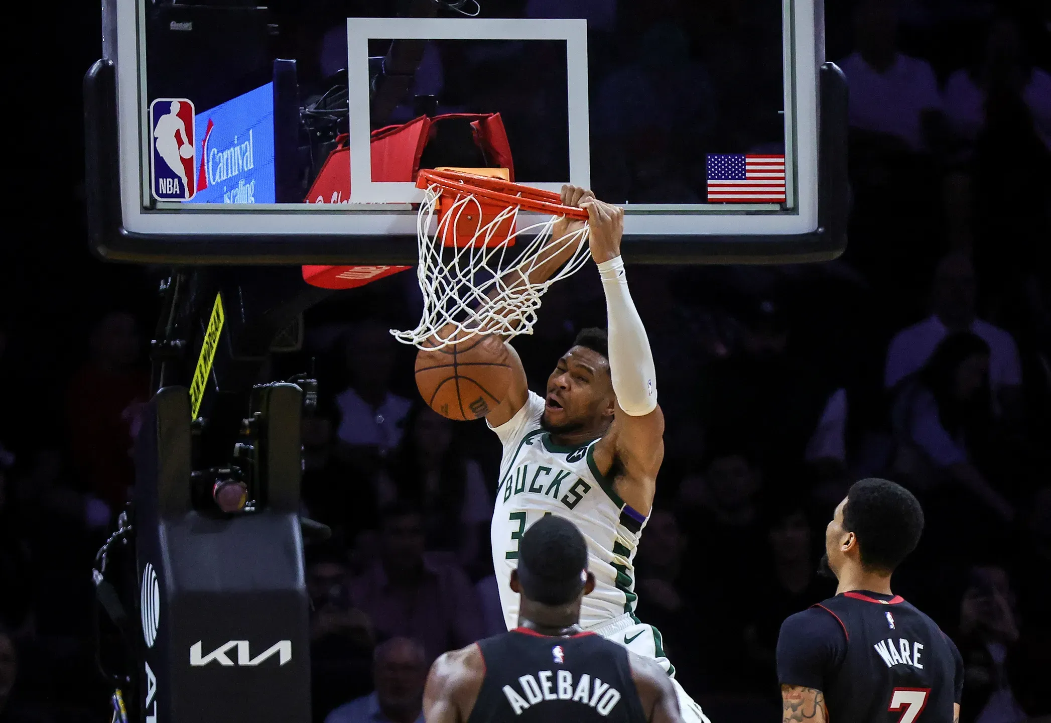 Giannis Antetokounmpo rendido a Messi