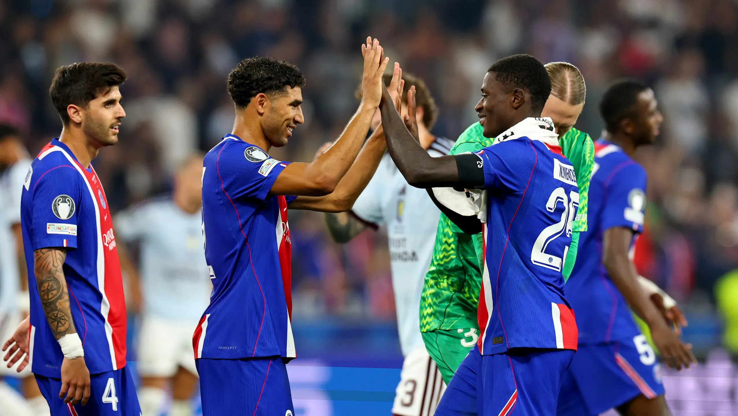 Vídeo: Parisienses voltam a levantar a Supertaça Europeia