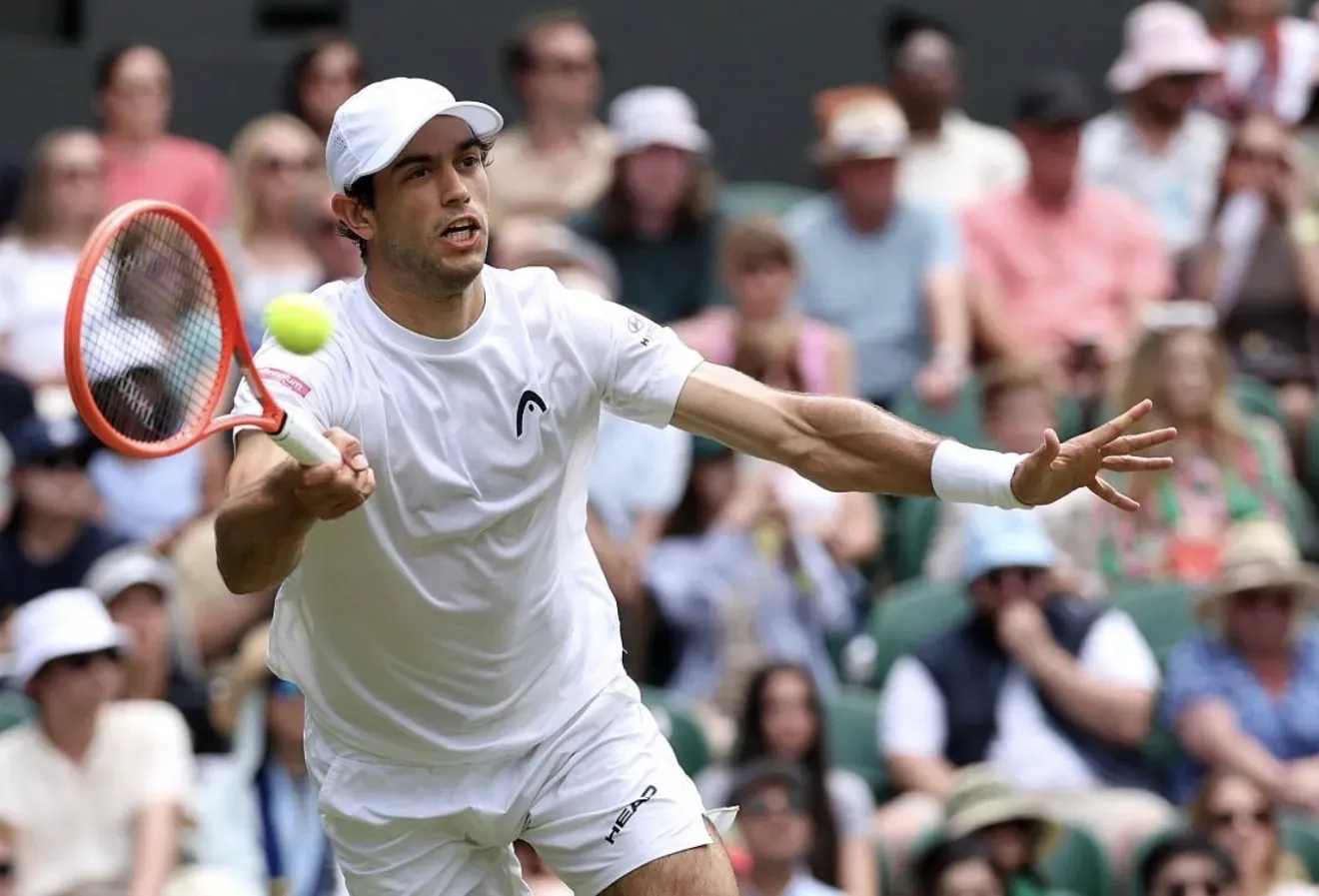 Nuno Borges avança em Bastad