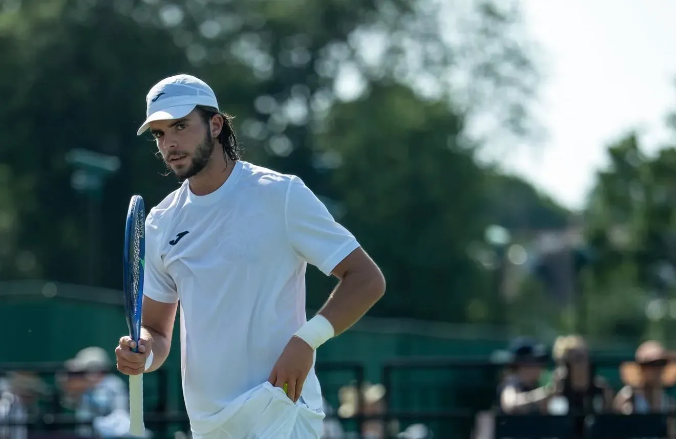 Jaime faria avança em Gstaad