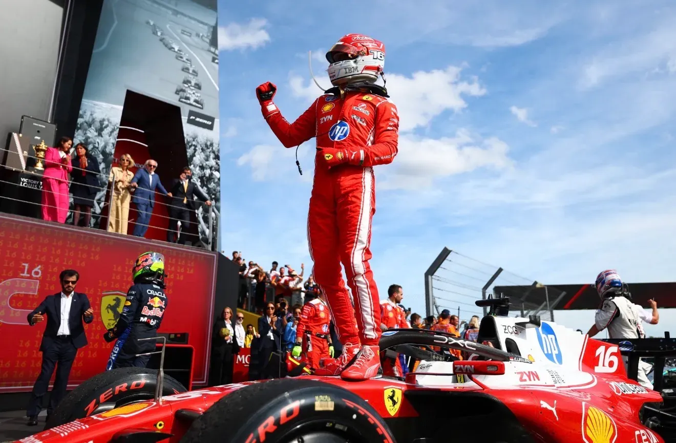 Leclerc vence GP da Grã-Bretanha marcado por safety car final
