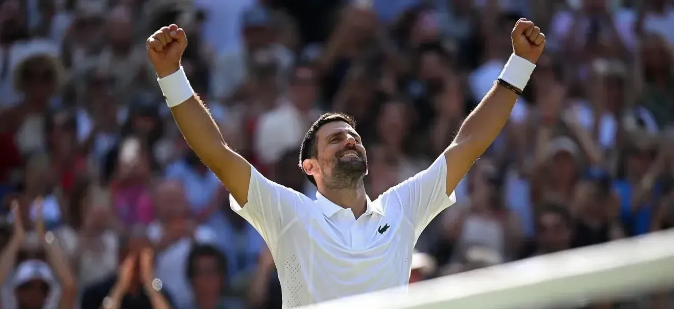 Djokovic encontra Sinner nas 'meias' de Wimbledon