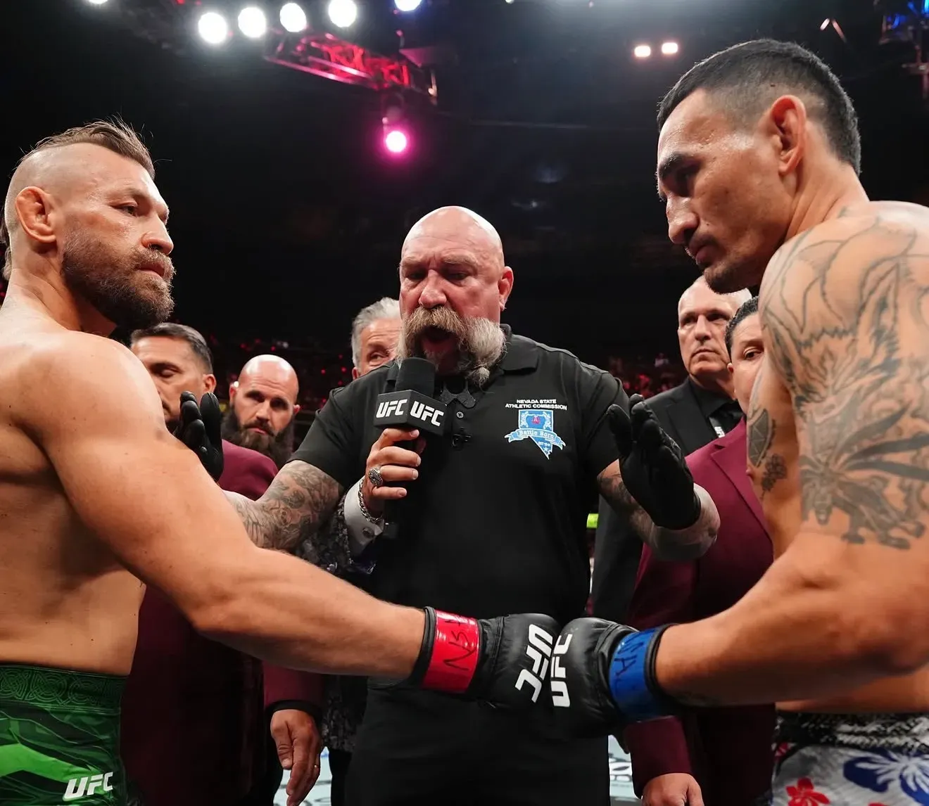 McGregor perde por TKO no regresso