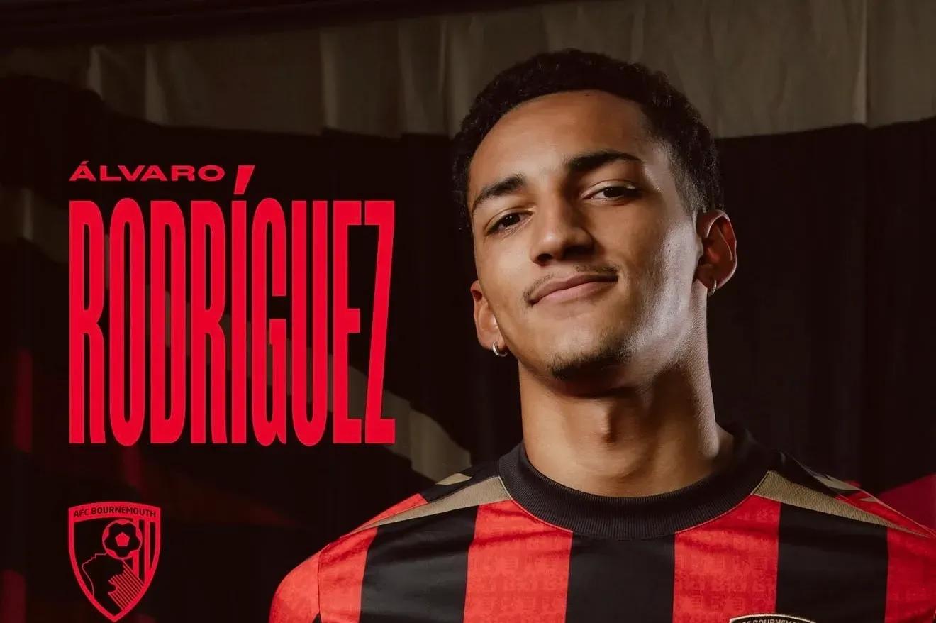 Oficial: Bournemouth garante Álvaro Rodríguez