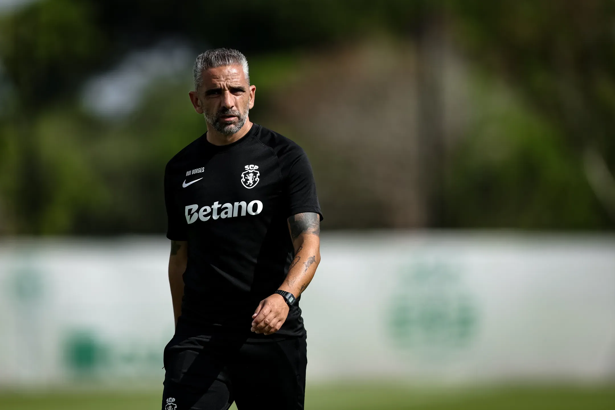 Vídeo: Rui Borges afasta conflito entre Suárez e Pote