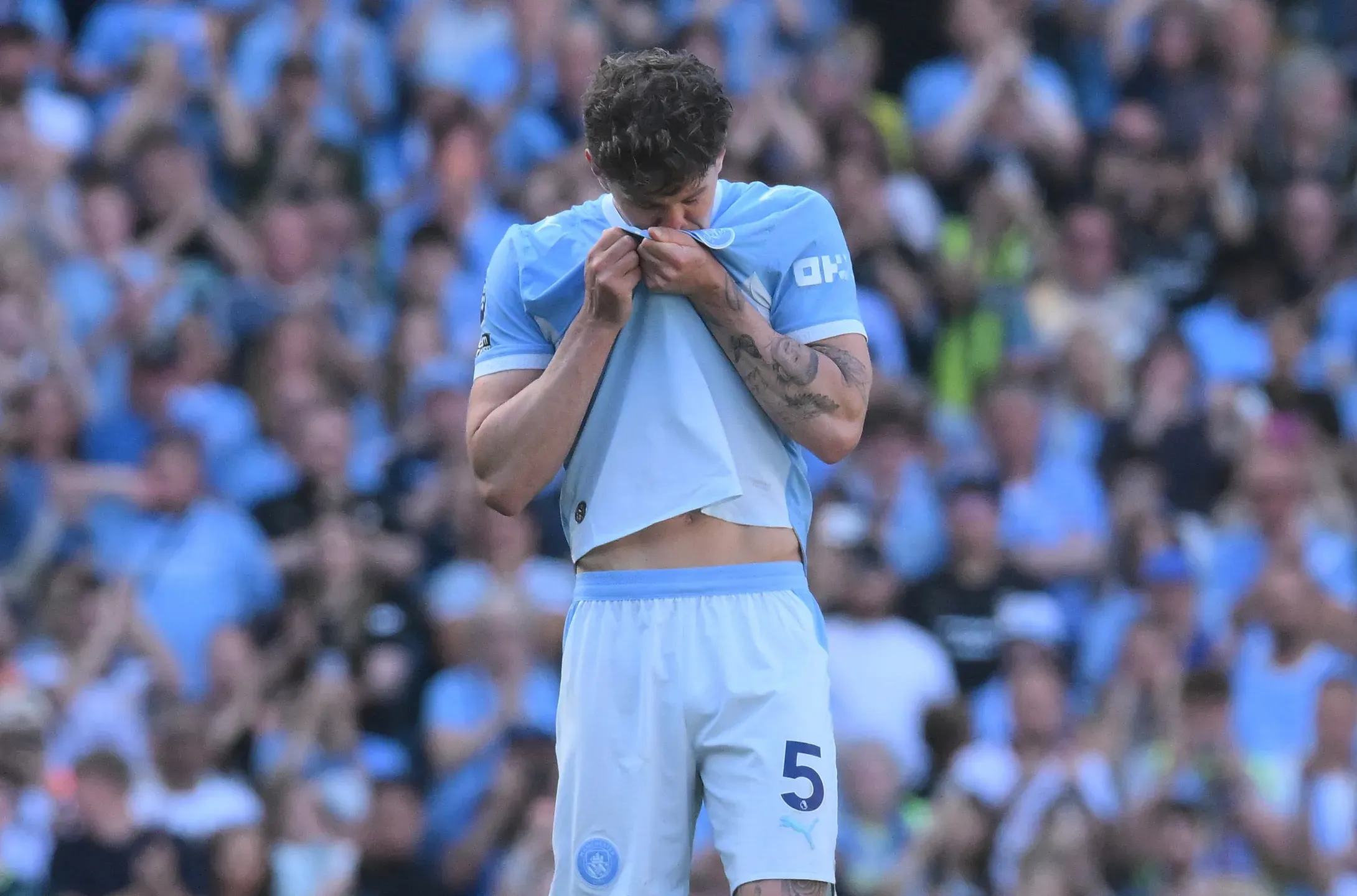 Oficial: John Stones na Inter 