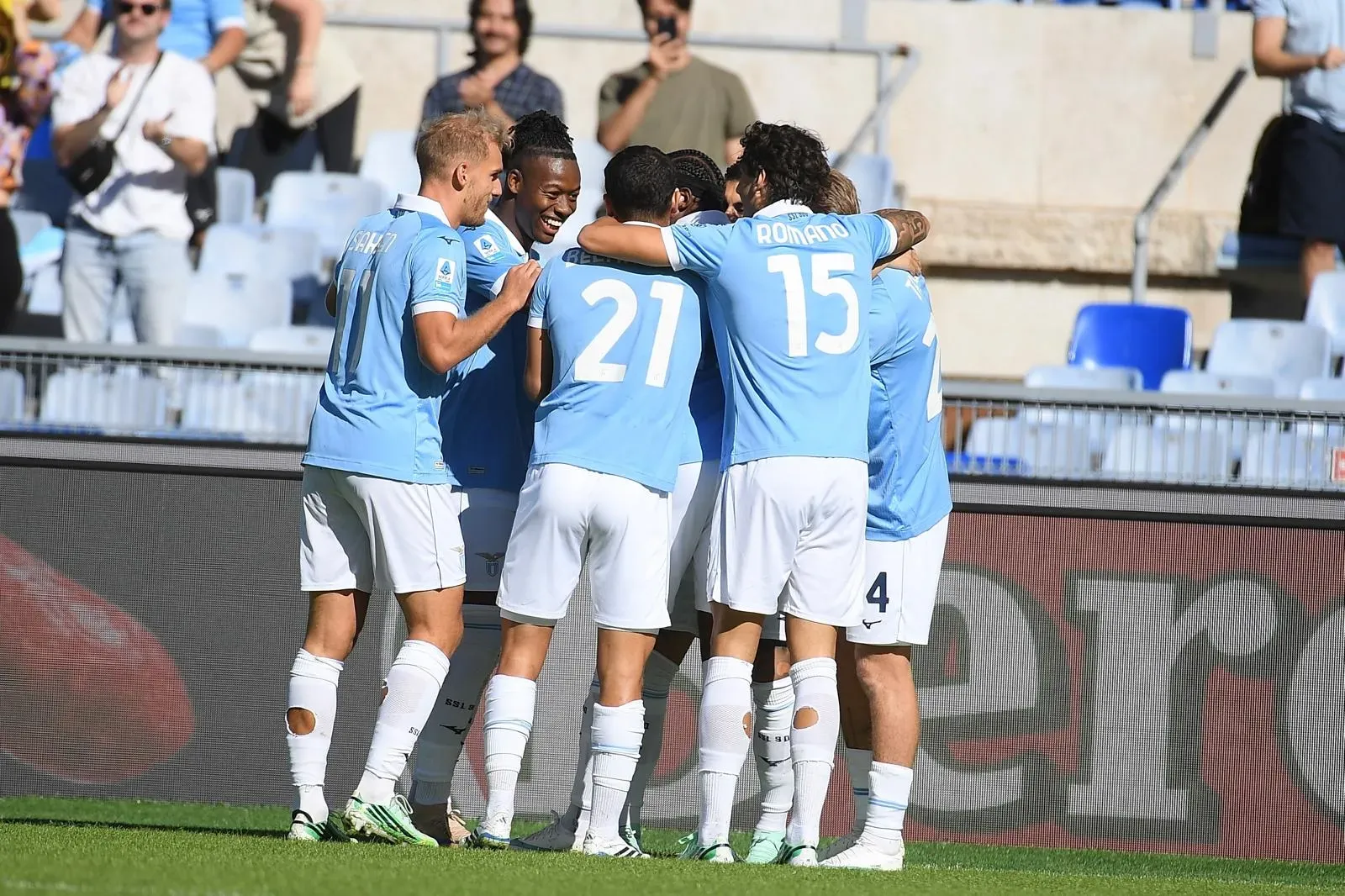 Ex-Benfica em destaque na vitória da Lazio