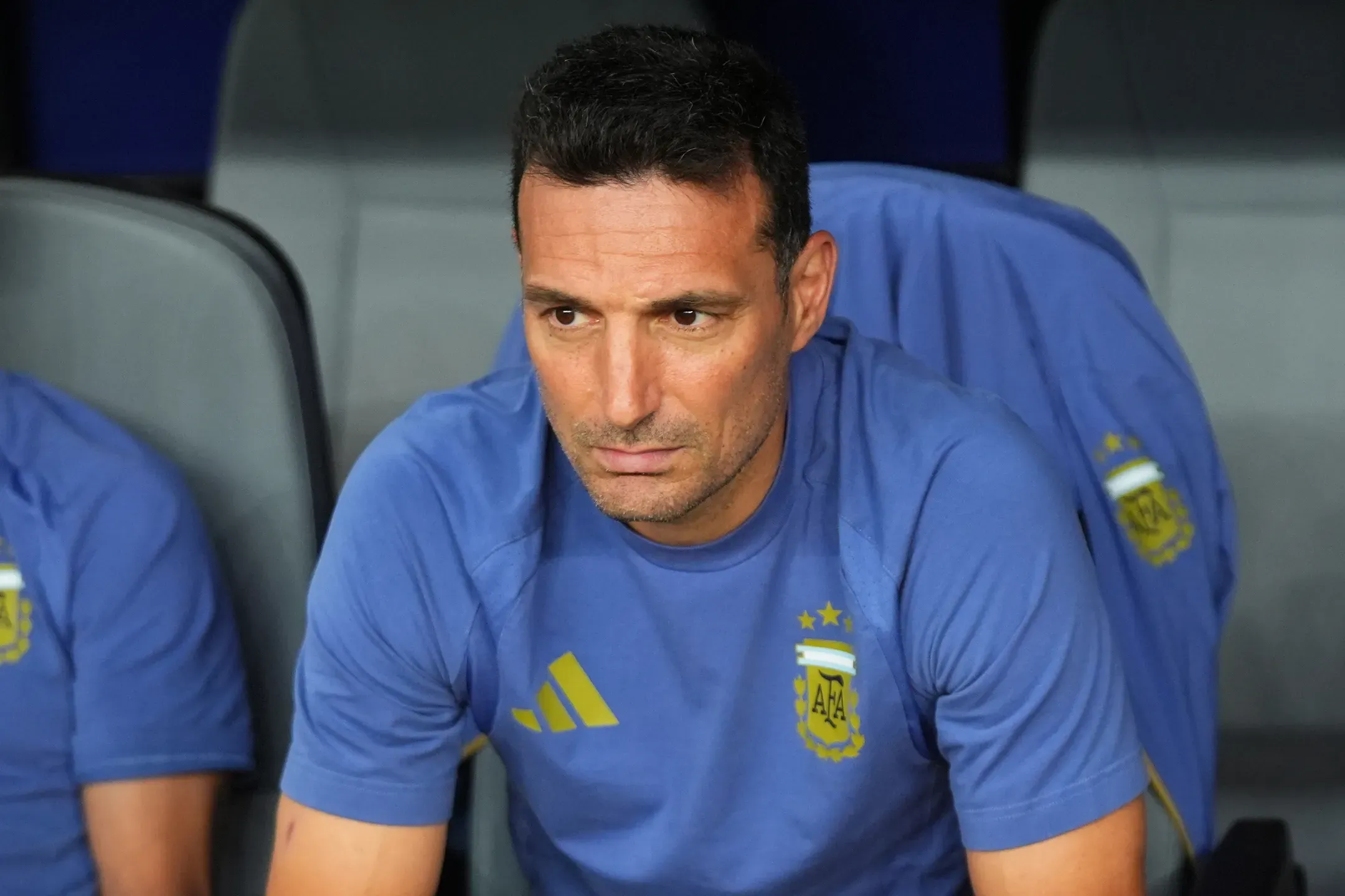 Scaloni elogia atitude de Messi