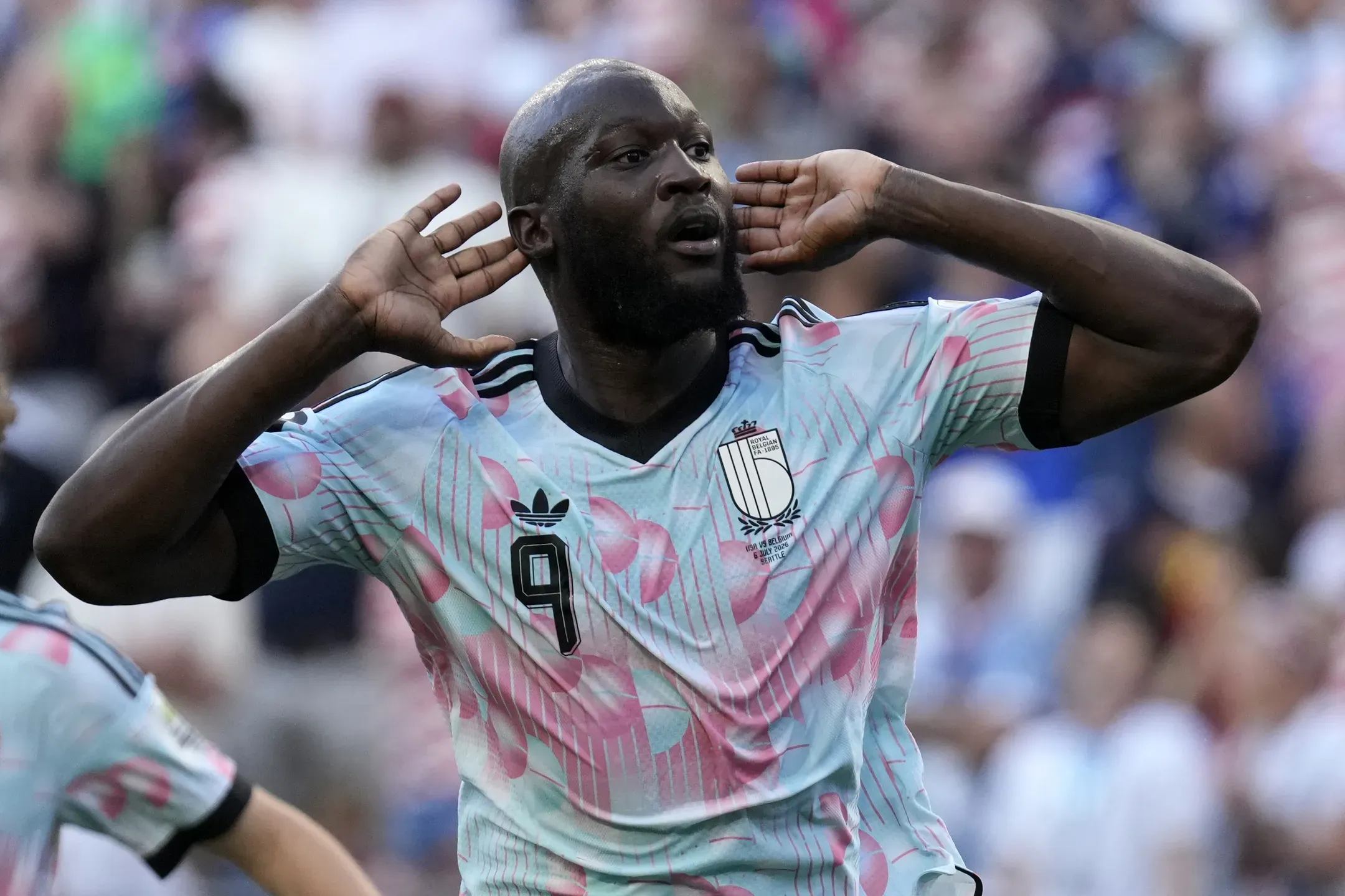 Bélgica goleia Estados Unidos com Balogun a titular e segue para os 'quartos'