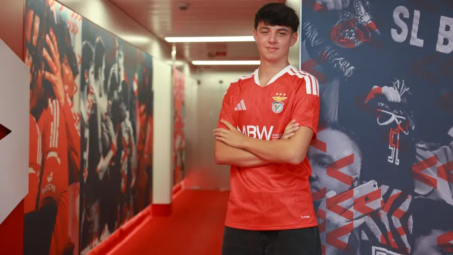 Oficial: Irmão de Manu Silva no Benfica