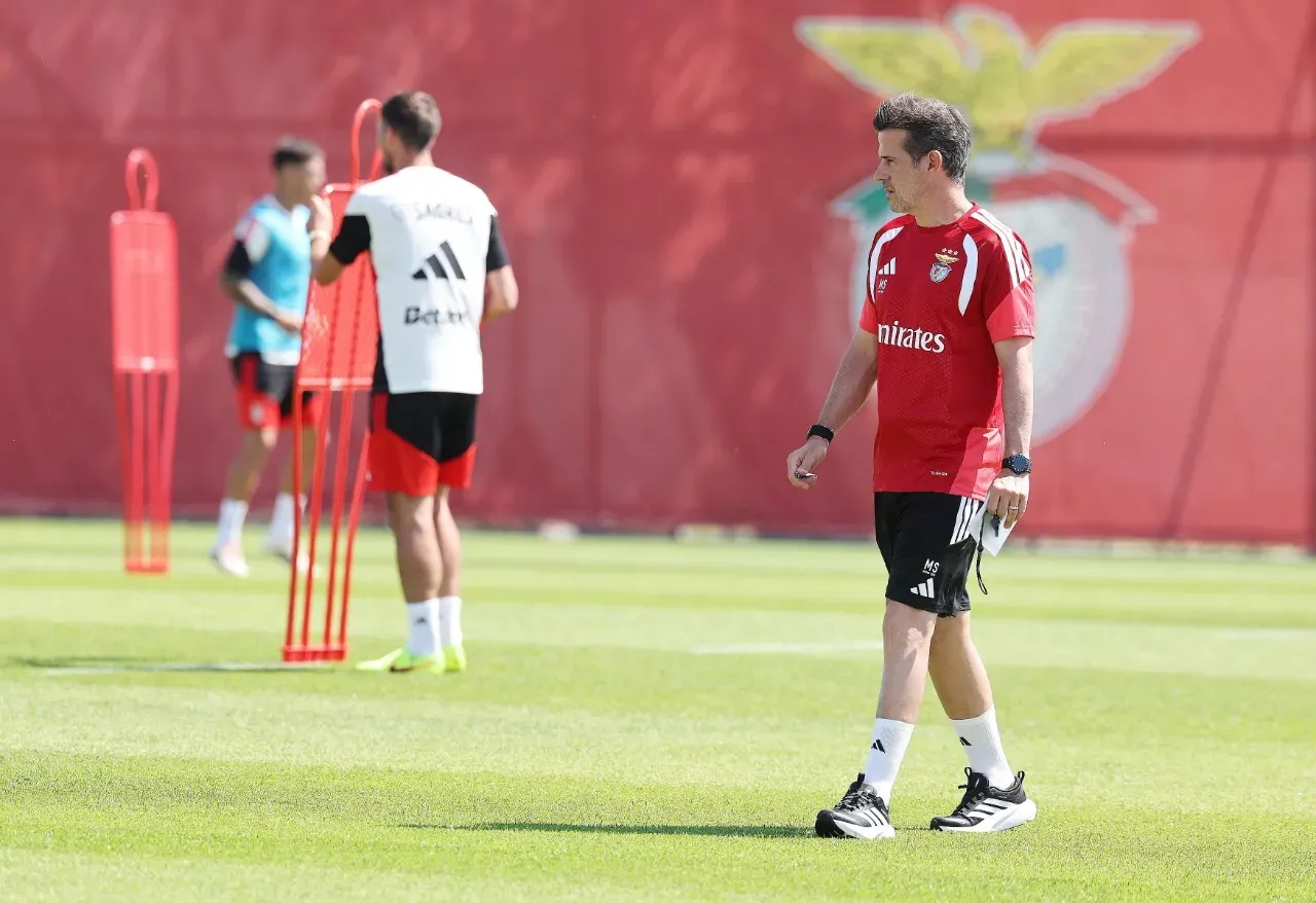 Benfica empata primeiro jogo de pré-temporada